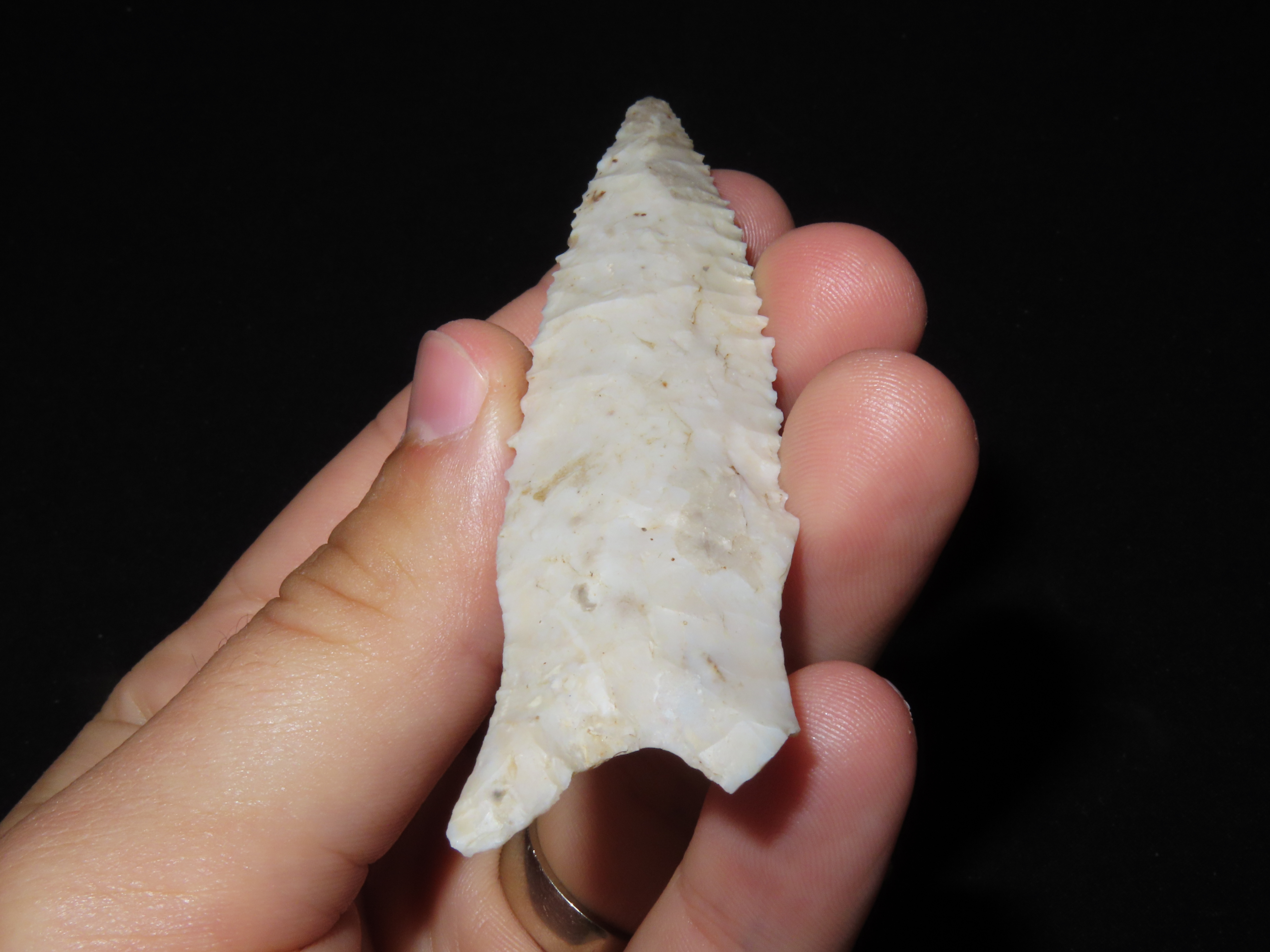 Incredible 4" Serrated Dalton, St. Clair Co. Illinois. Motley COA. Made from a beautiful piece of Avon chert. Impeccable flaking! Ex Floyd R