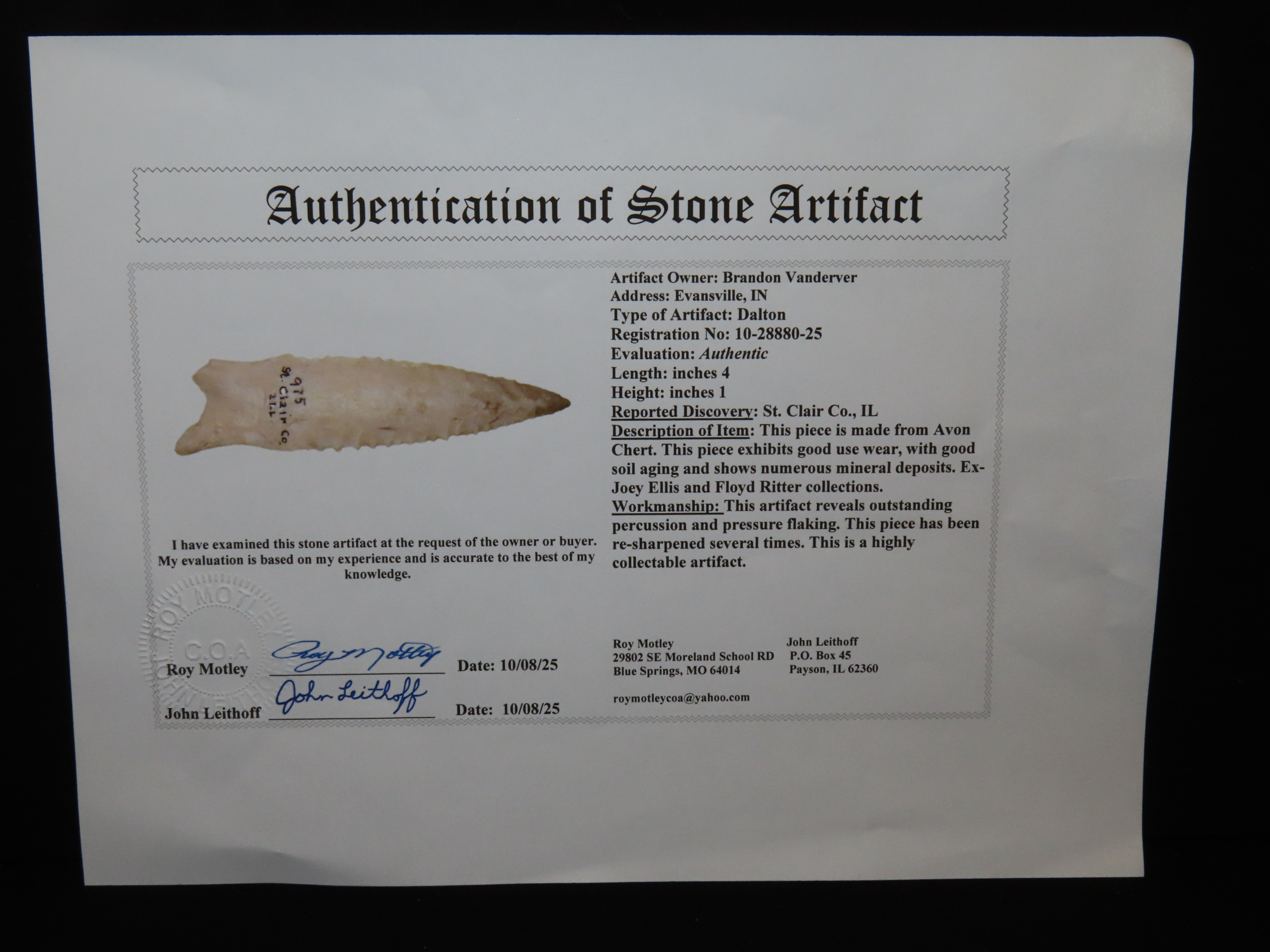 Incredible 4" Serrated Dalton, St. Clair Co. Illinois. Motley COA. Made from a beautiful piece of Avon chert. Impeccable flaking! Ex Floyd R