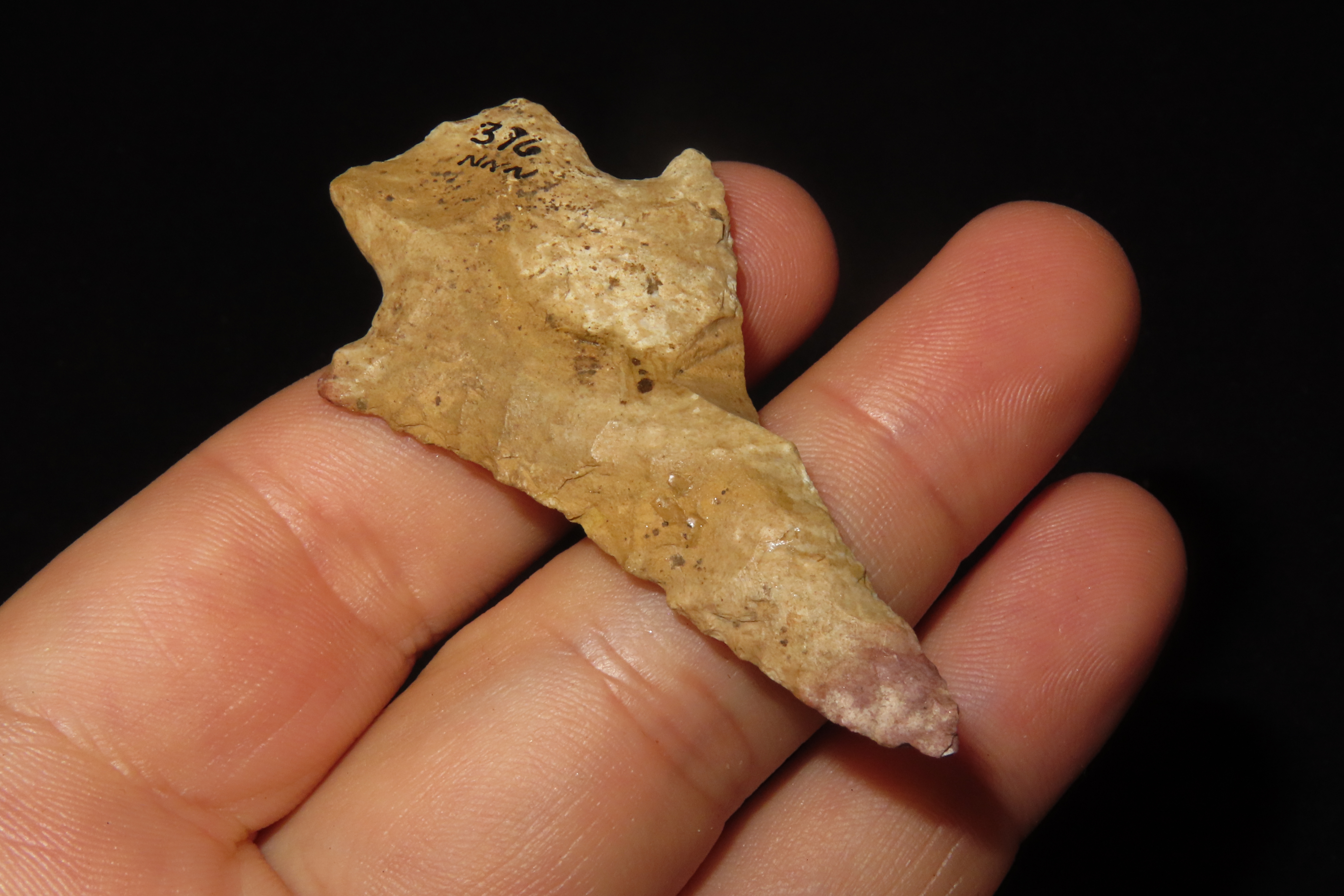 Nice 2 3/8" Florida Kirk Stemmed found in Pinellas County, FL. Ex Brian Boles Collection. Deep South Arrowhead.