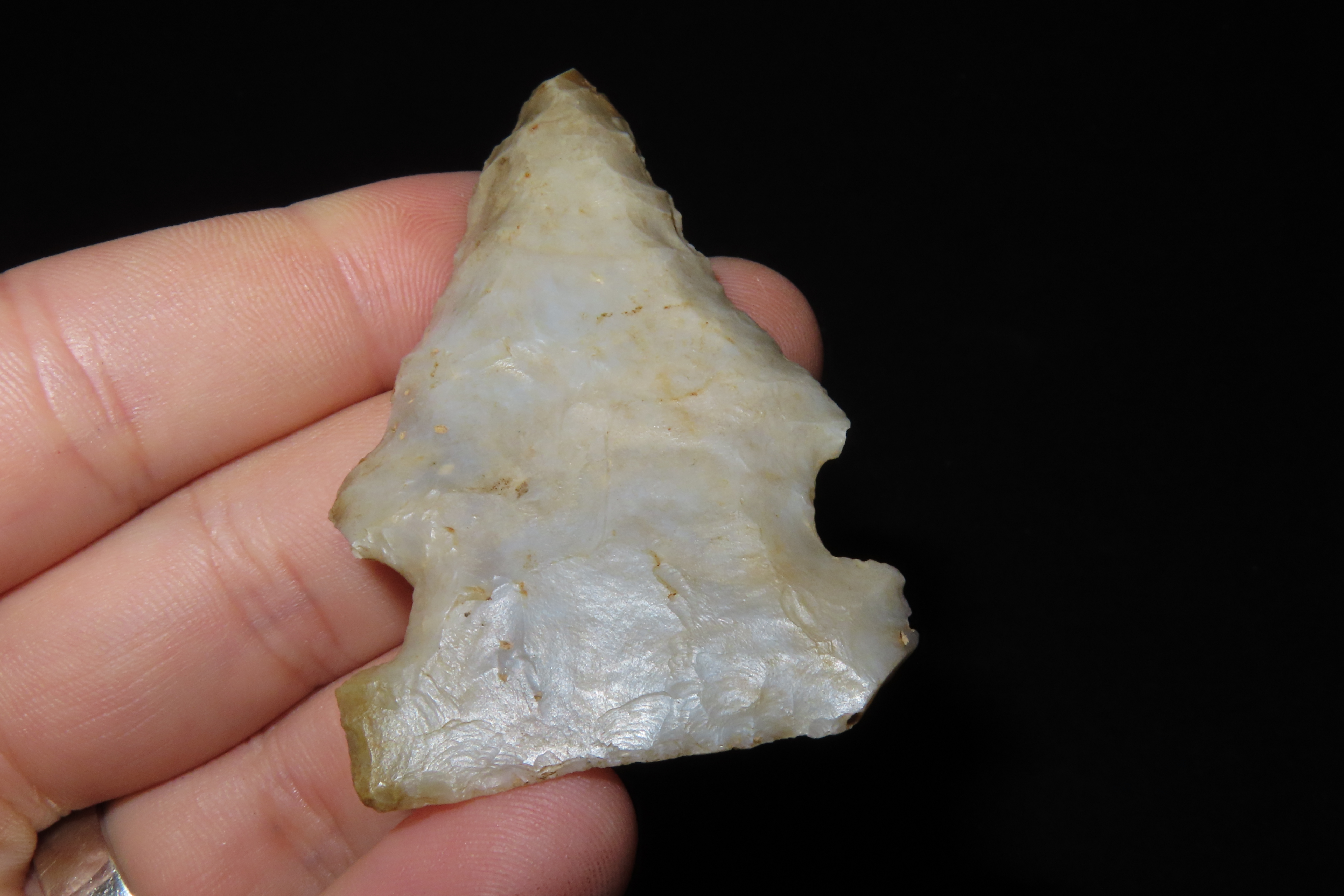 2 1/2" Translucent Flint Ridge Big Sandy found in Richland County Ohio.