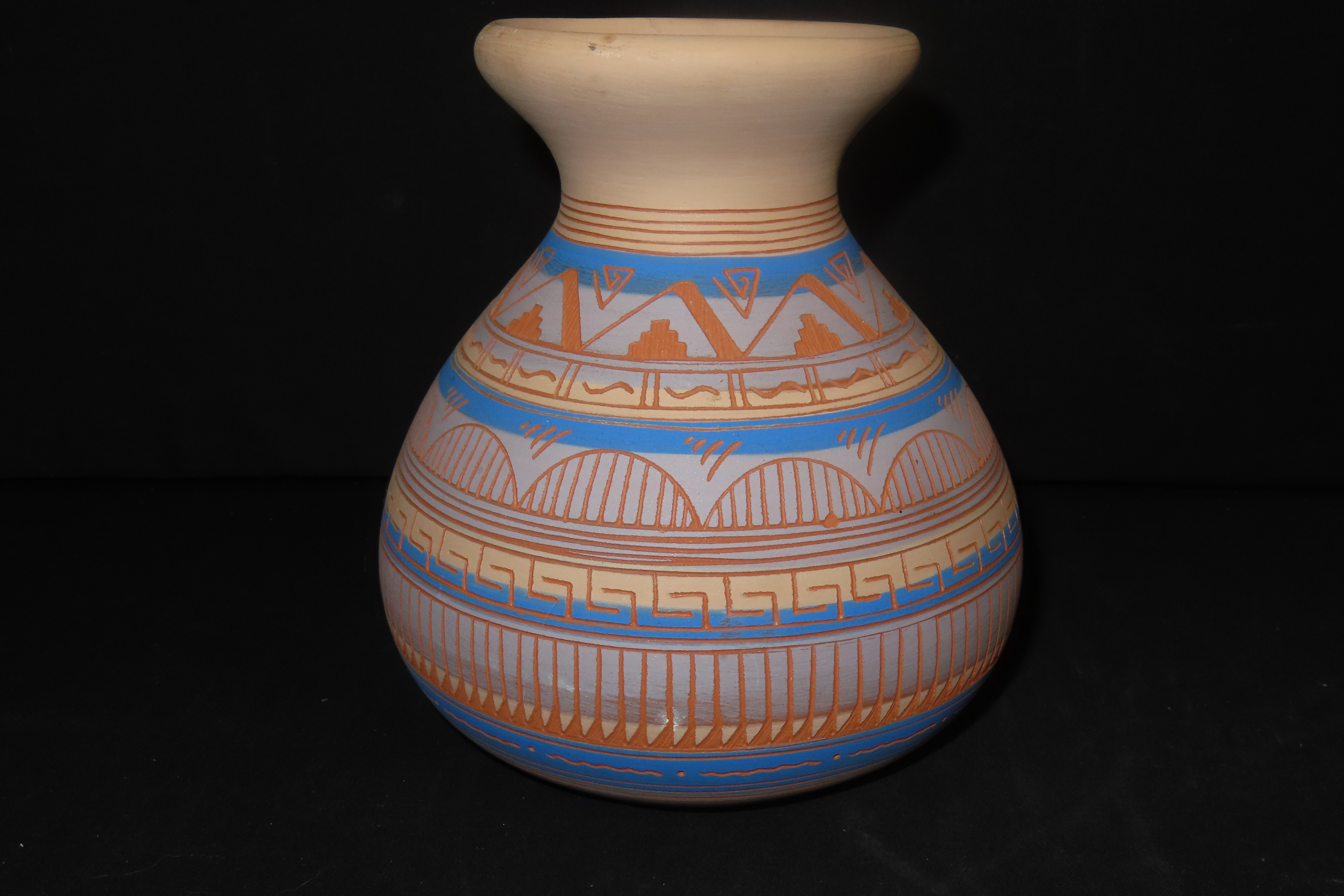 Beautiful Southwest Navajo Indians Pottery Vase / Jar / Bowl. Original Hand Painted / hand Etched Example. Signed on Bottom.