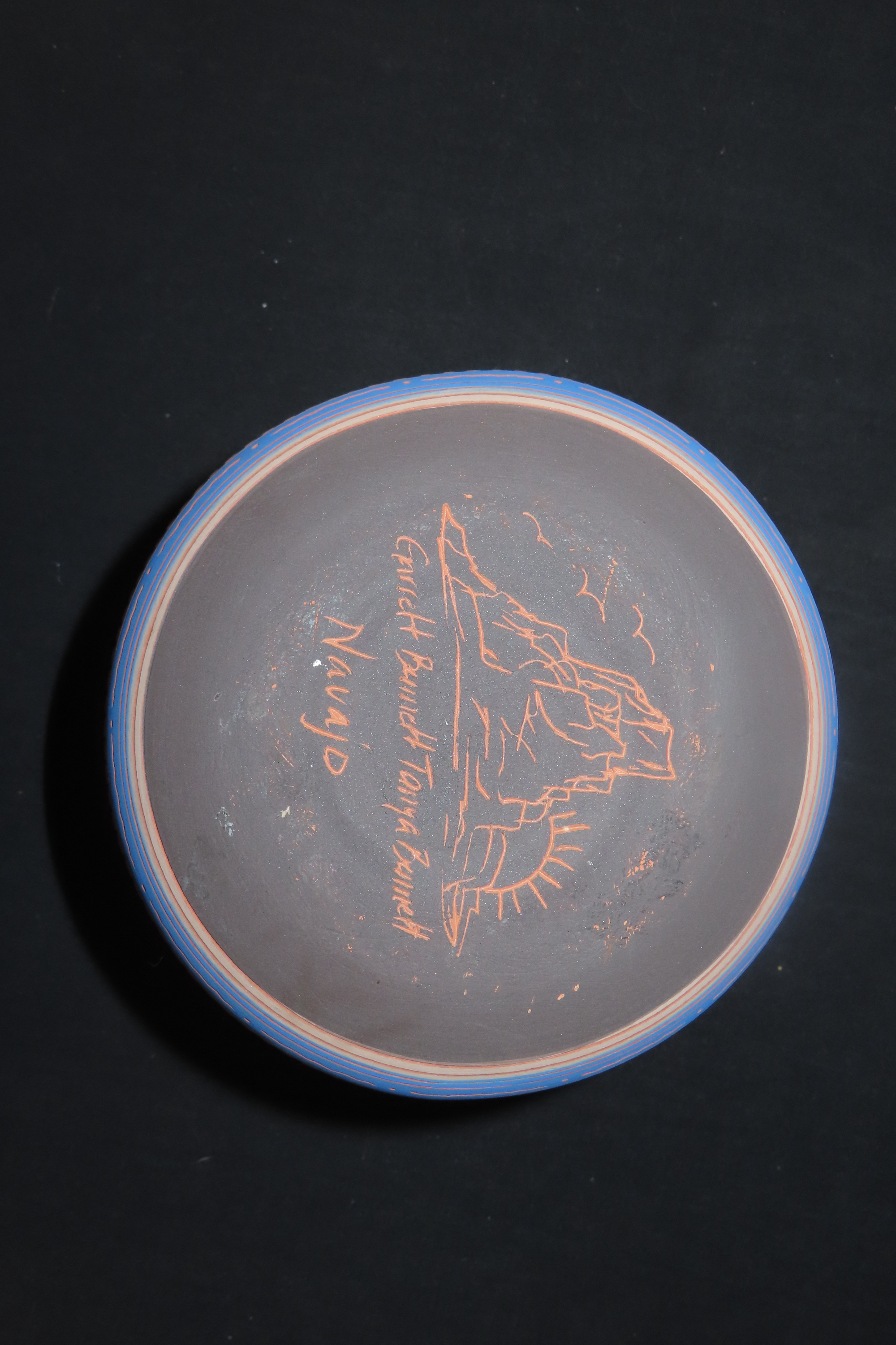 Beautiful Southwest Navajo Indians Pottery Vase / Jar / Bowl. Original Hand Painted / hand Etched Example. Signed on Bottom.