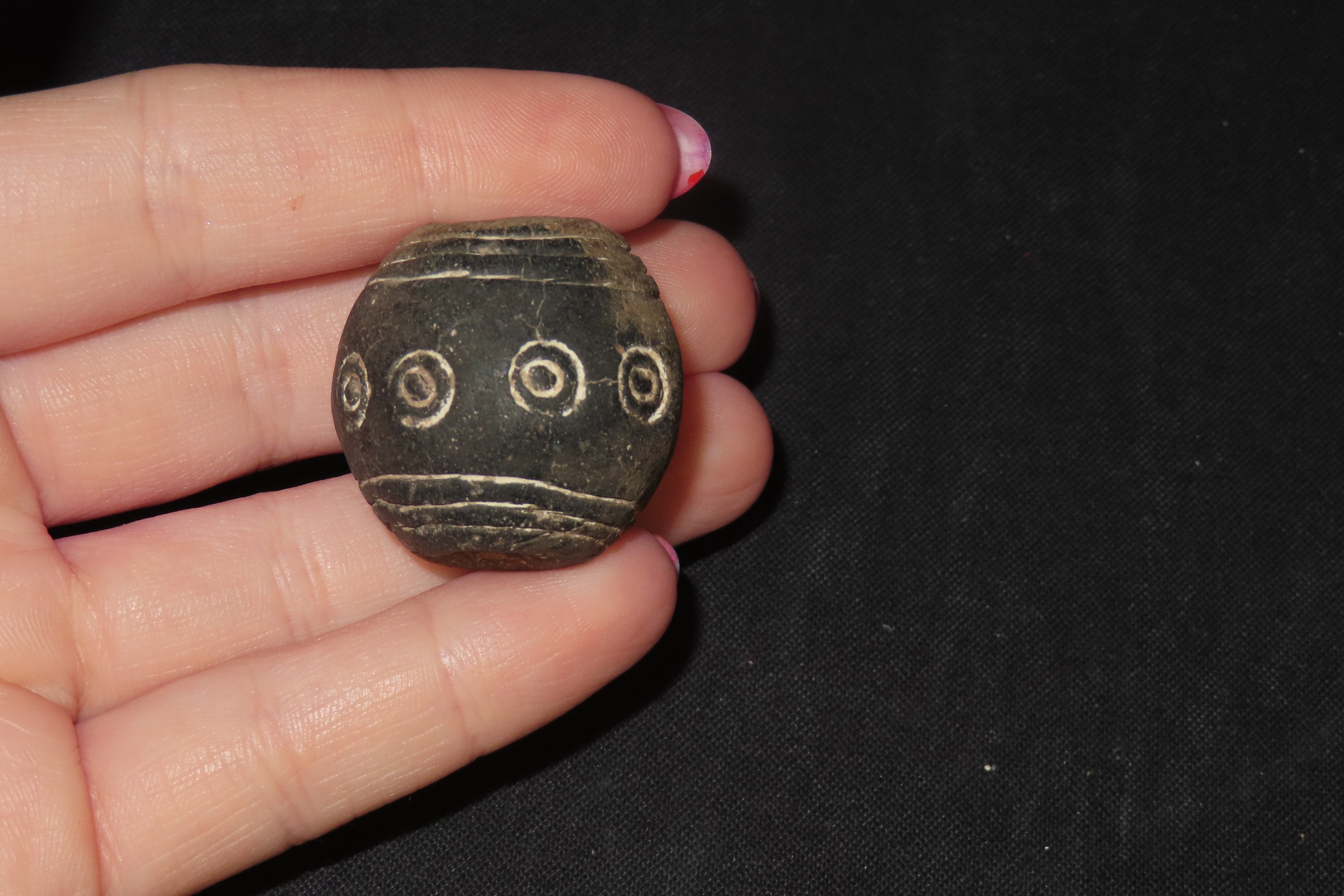 Engraved Pre-Columbian Effigy Clay Bead, Nicely Deigned Example. Mexico.