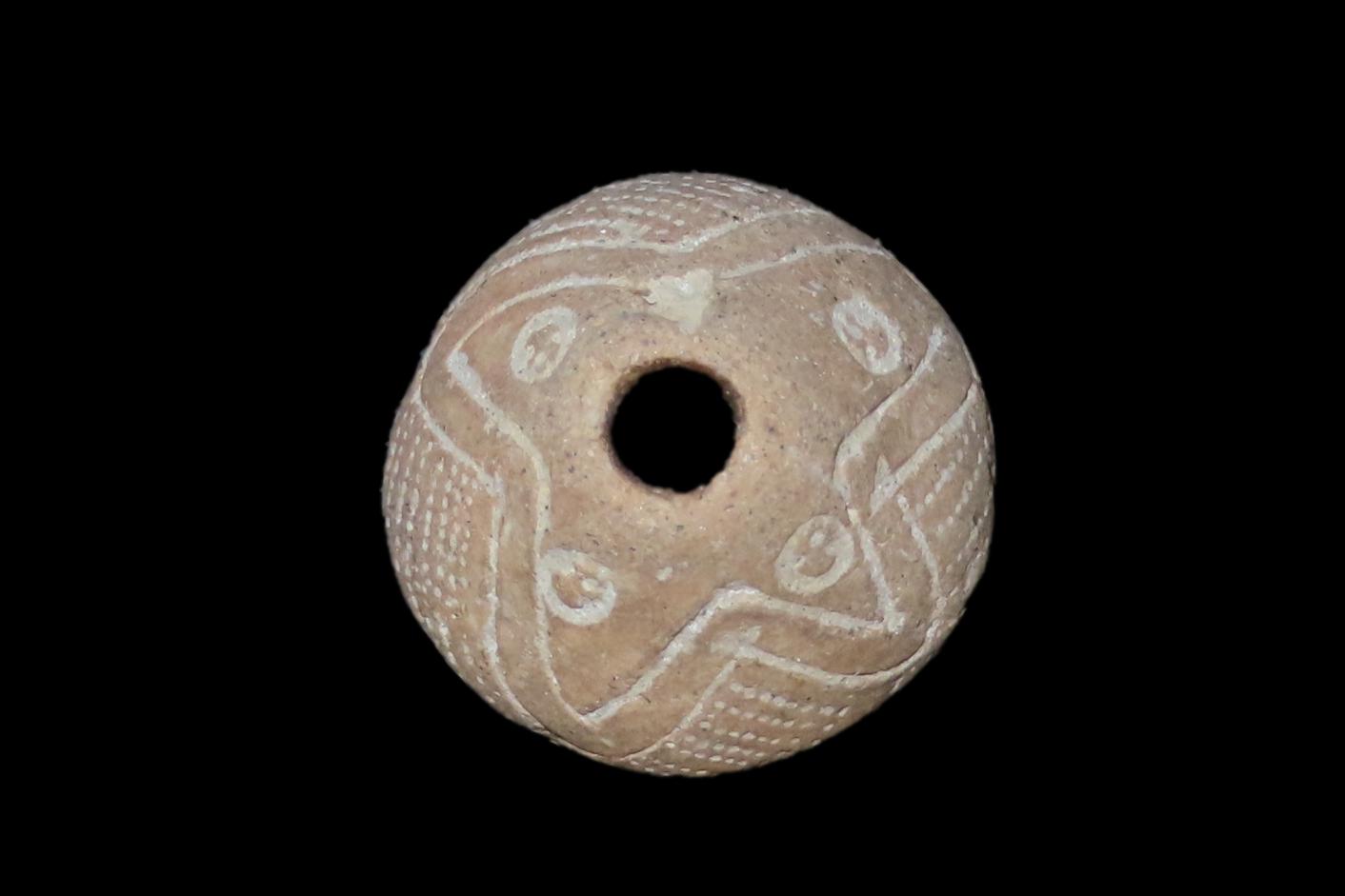Engraved Pre-Columbian Effigy Clay Bead, Nicely Deigned Example. Mexico.