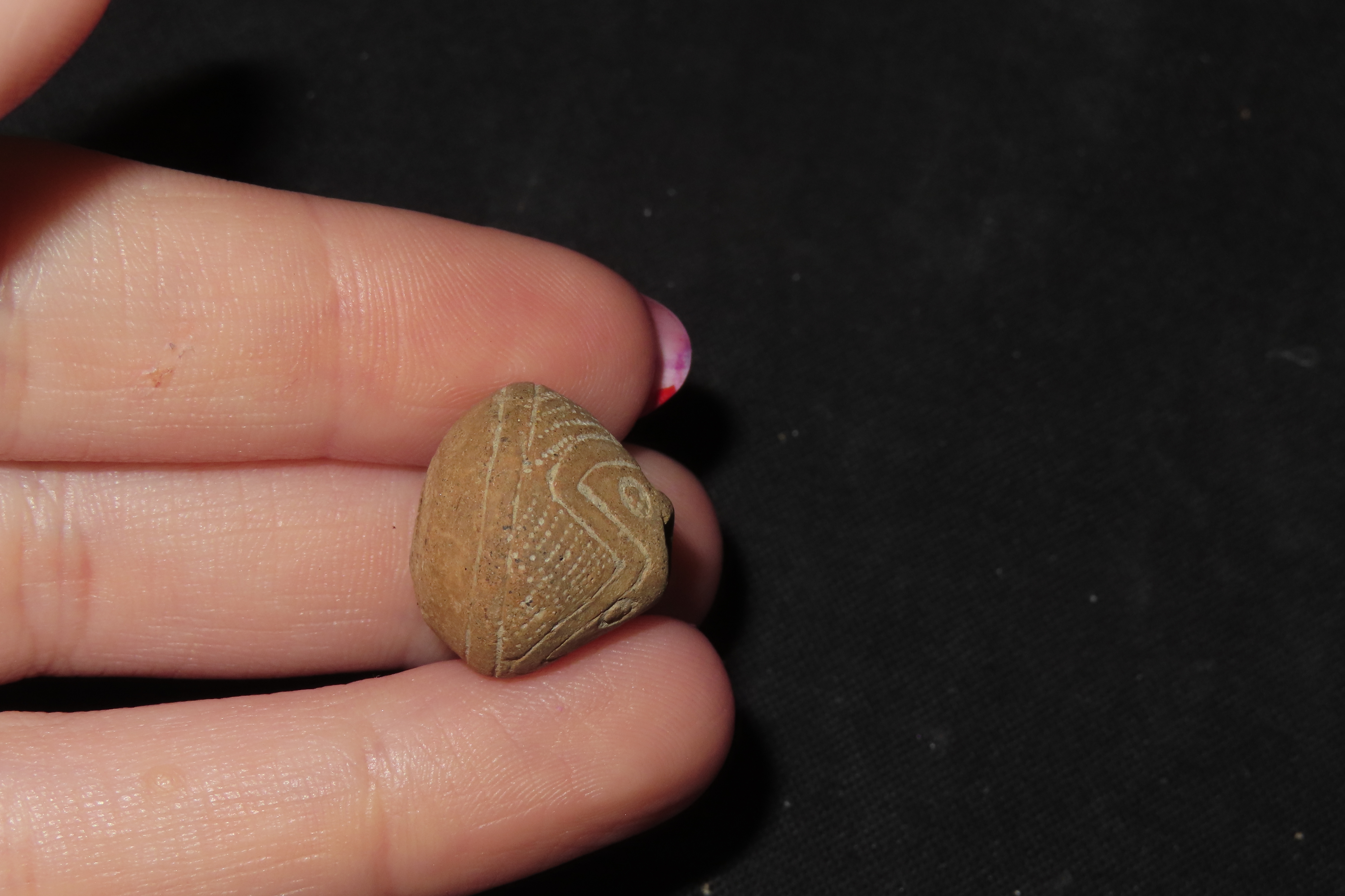 Engraved Pre-Columbian Effigy Clay Bead, Nicely Deigned Example. Mexico.