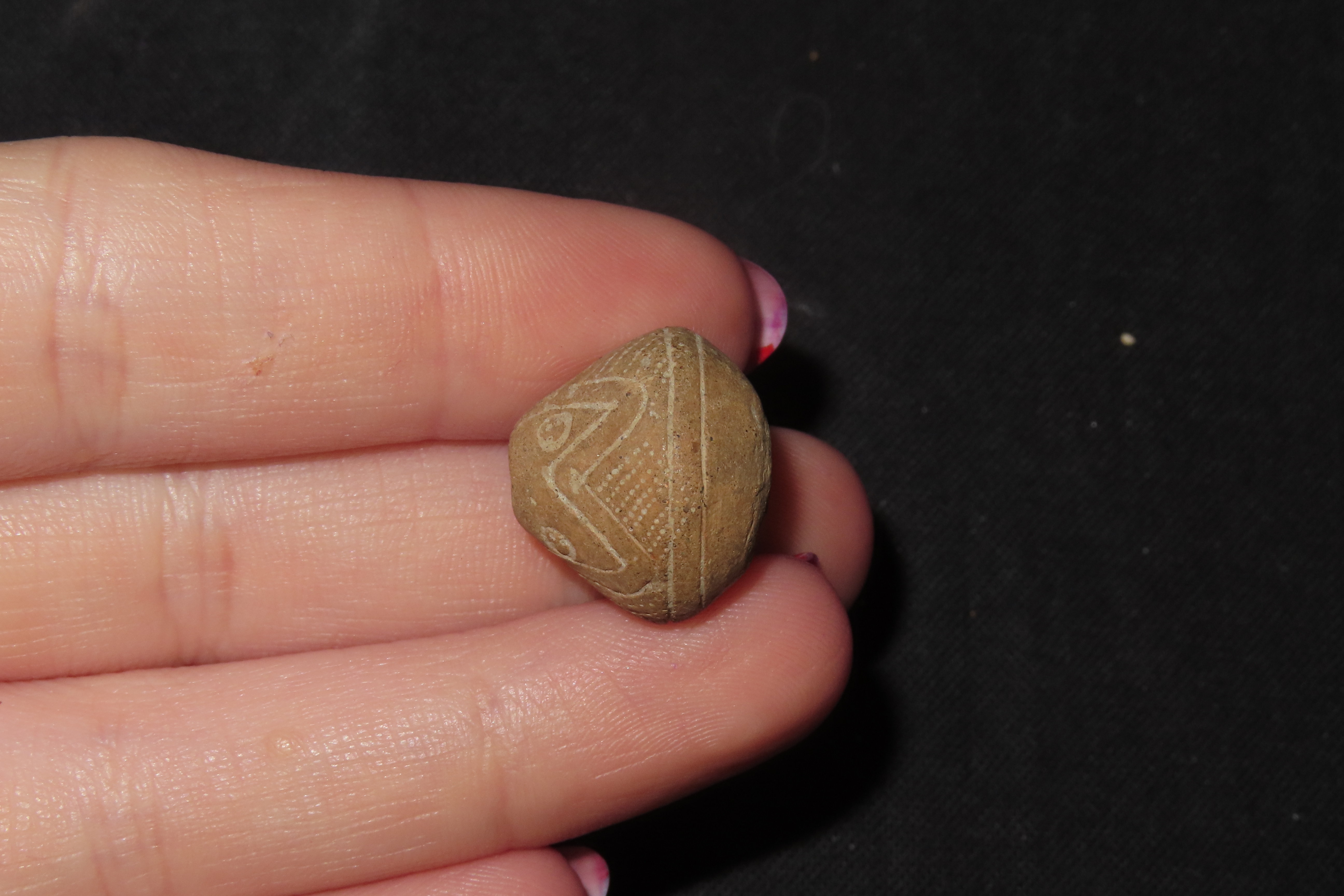Engraved Pre-Columbian Effigy Clay Bead, Nicely Deigned Example. Mexico.