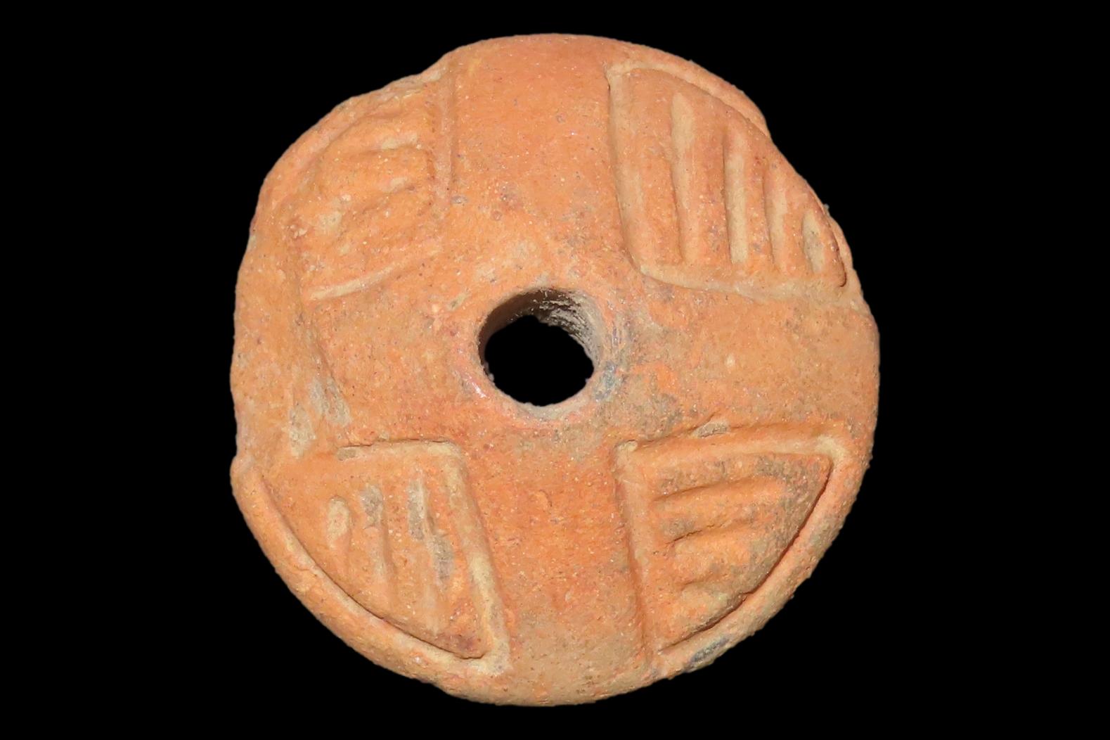 Engraved Pre-Columbian Effigy Clay Bead, Nicely Deigned Example. Mexico.