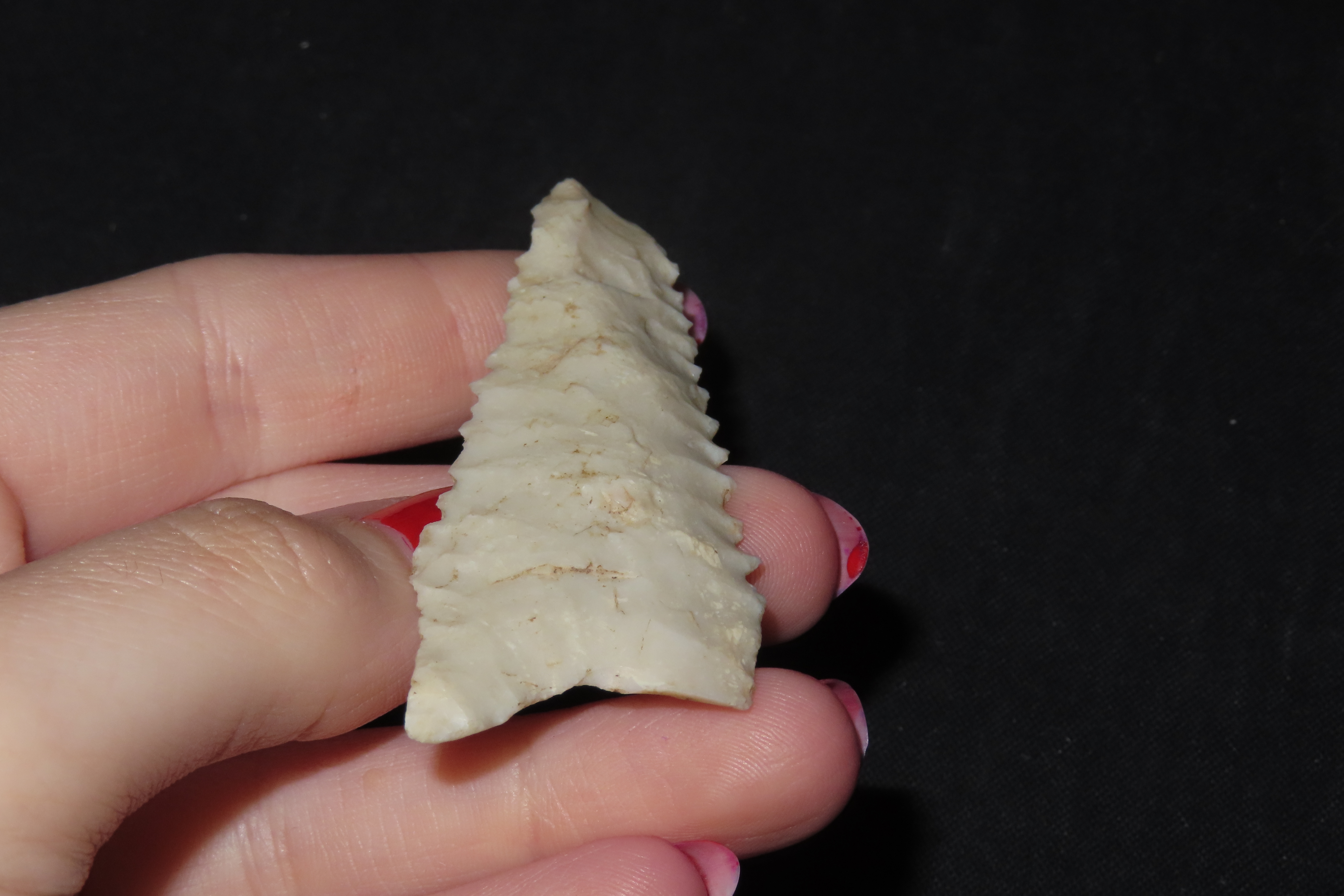 2 3/4" Heartbreaker Serrated Dalton found in Northern Arkansas. Ex Joey Ellis Collection.