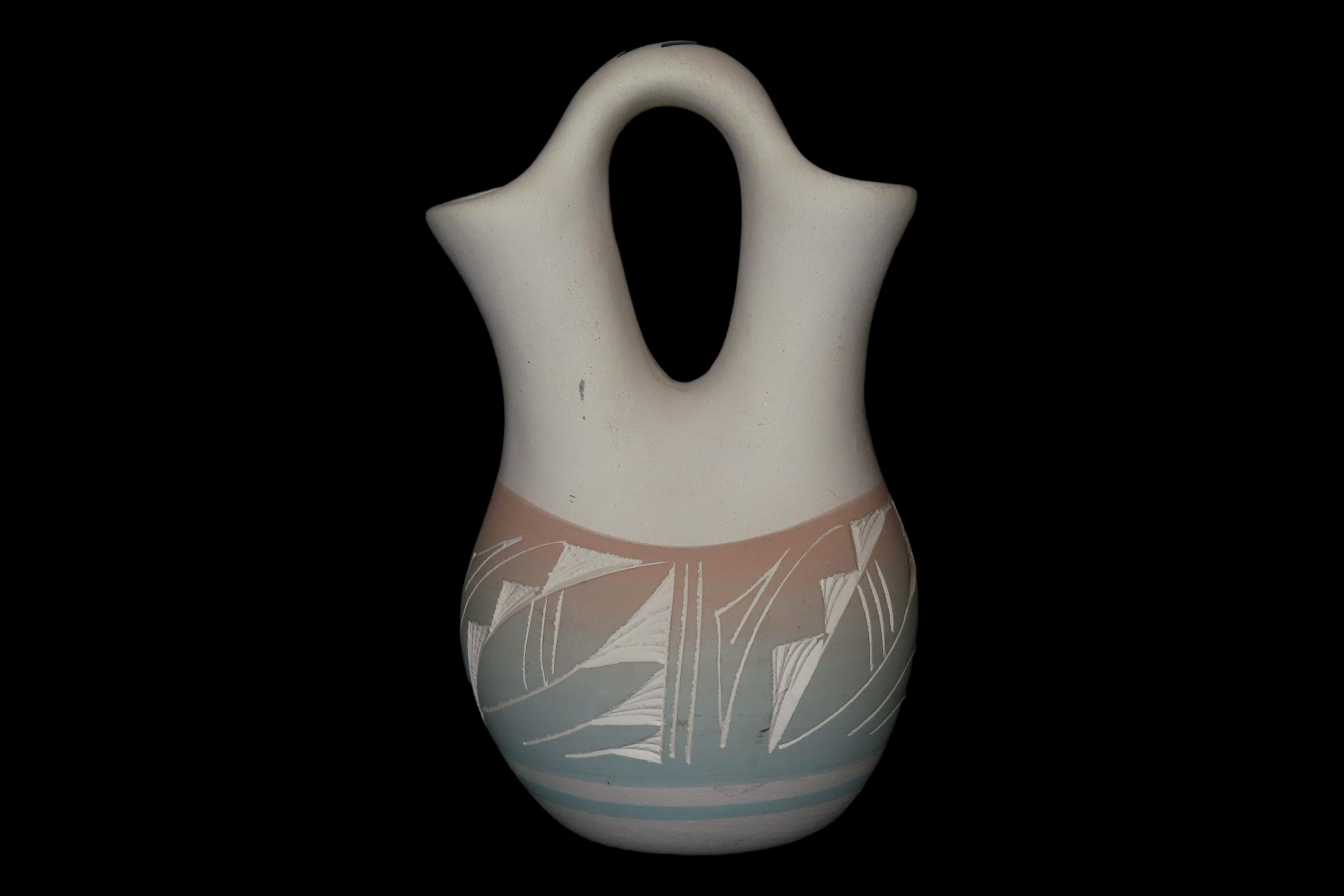 Beautiful Southwest Navajo Indians Pottery Wedding Vase. Original Hand Painted / hand Etched Example. Signed on Bottom.