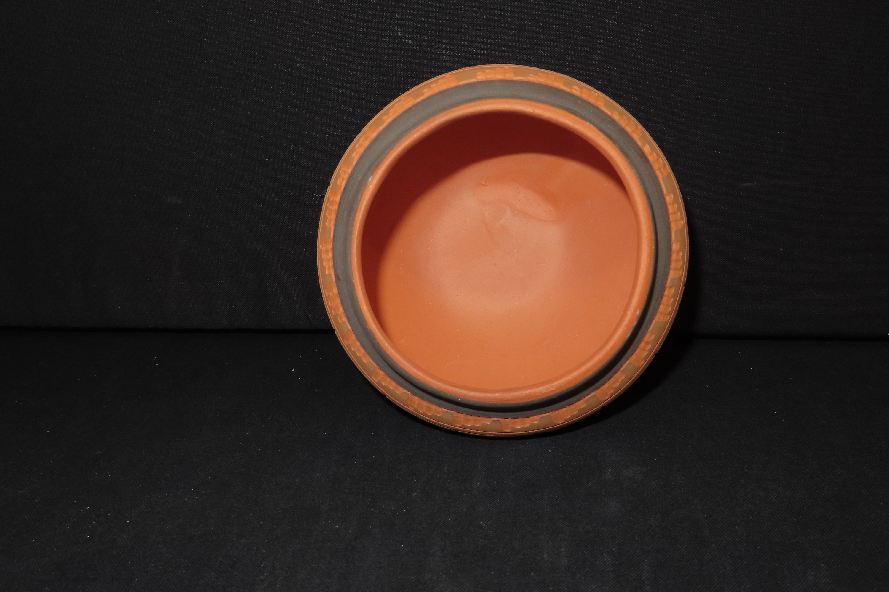 Beautiful Southwest Navajo Indians Pottery Vase / Jar / Bowl. Original Hand Painted / hand Etched Example. Signed on Bottom.