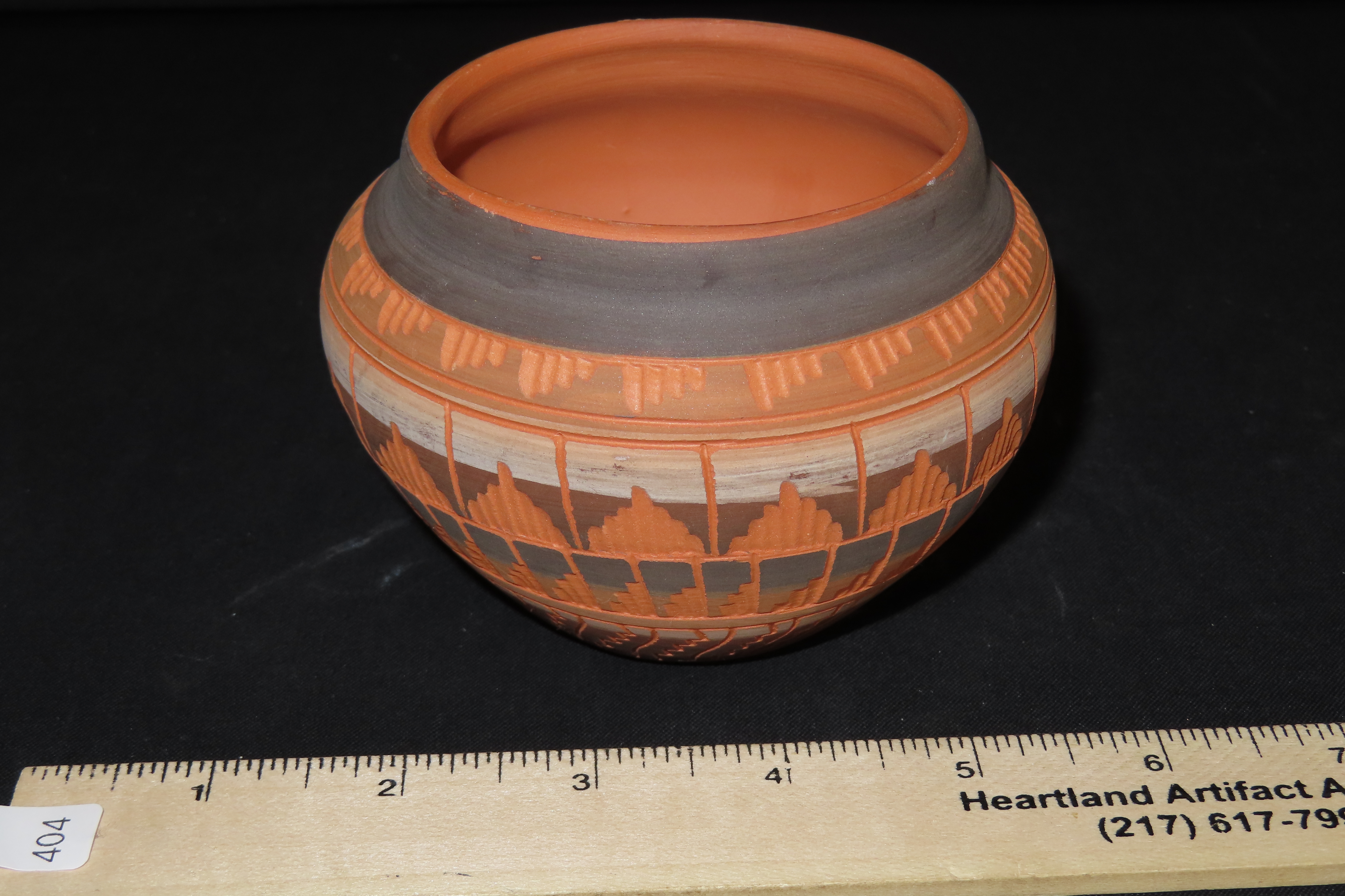 Beautiful Southwest Navajo Indians Pottery Vase / Jar / Bowl. Original Hand Painted / hand Etched Example. Signed on Bottom.