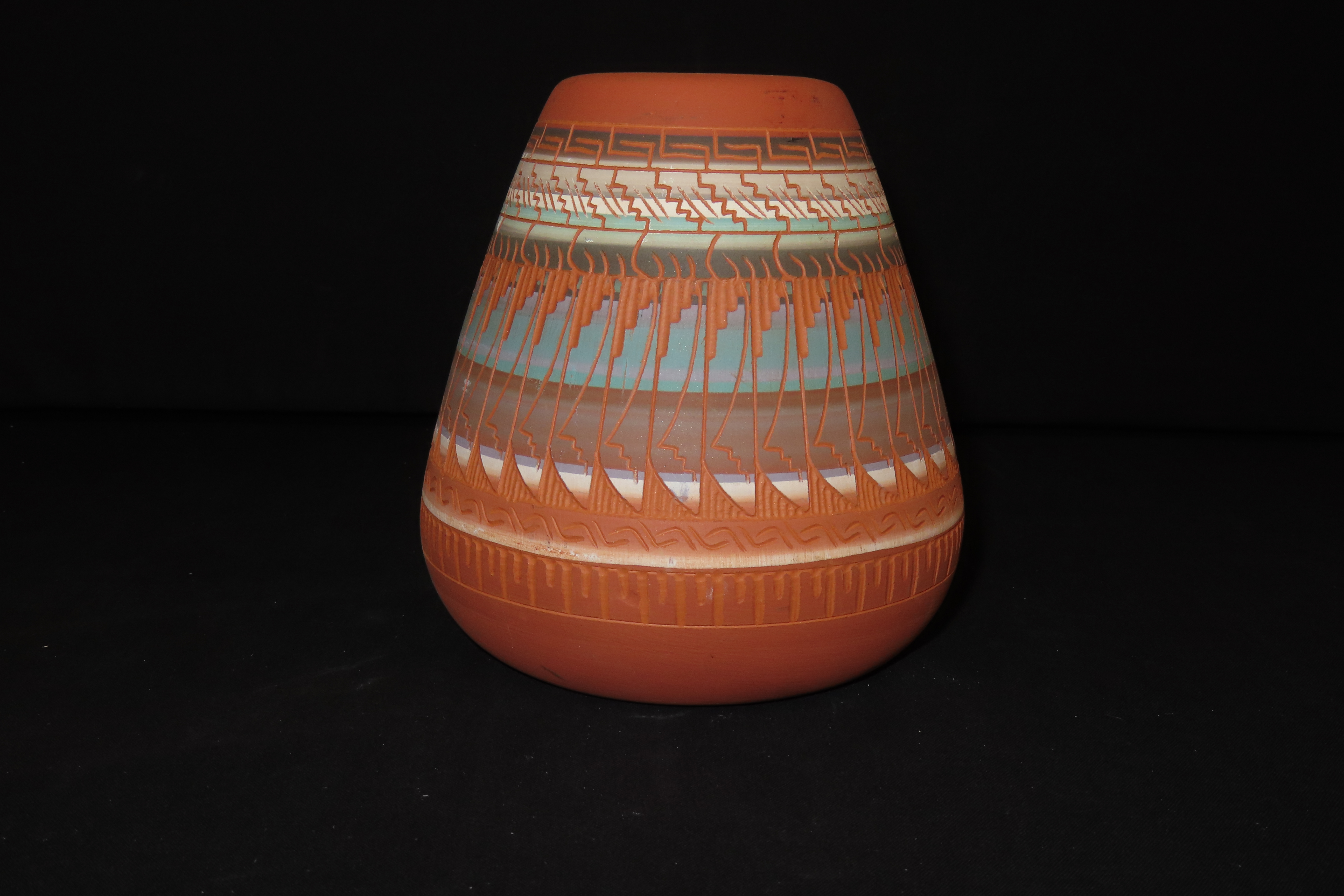 Beautiful Southwest Navajo Indians Pottery Vase / Jar / Bowl. Original Hand Painted / hand Etched Example. Signed on Bottom.