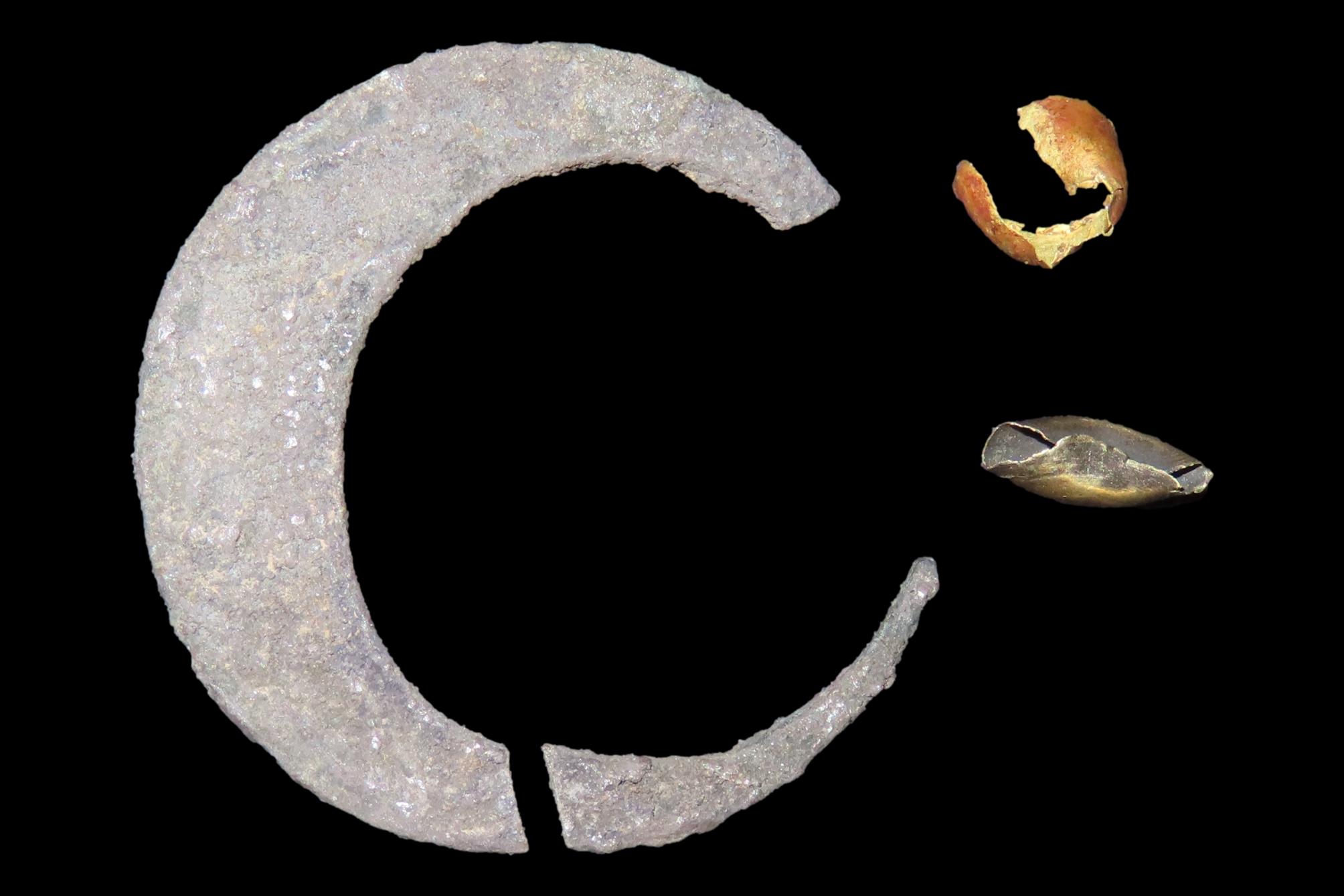 Pre-Columbian Gold & Silver Beads & Nose Ring. Silver Nose Ring is Broken in 2 pieces. Small Silver Bead & Small Gold Bead. Mexico.
