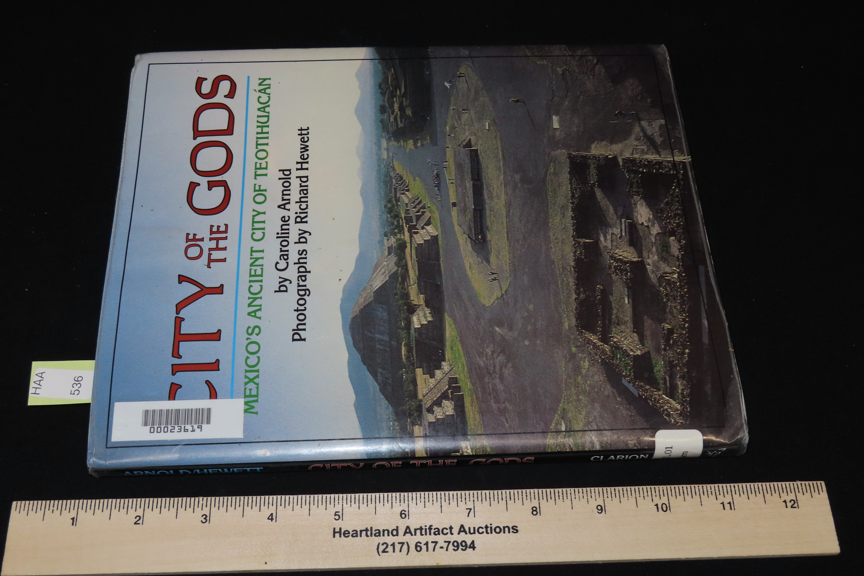 CITY OF THE GODS, TEOTIHUACAN, HARDBACK, 50 PAGES FULL POF GREAT COLOR PICS & LOTS OF INFO