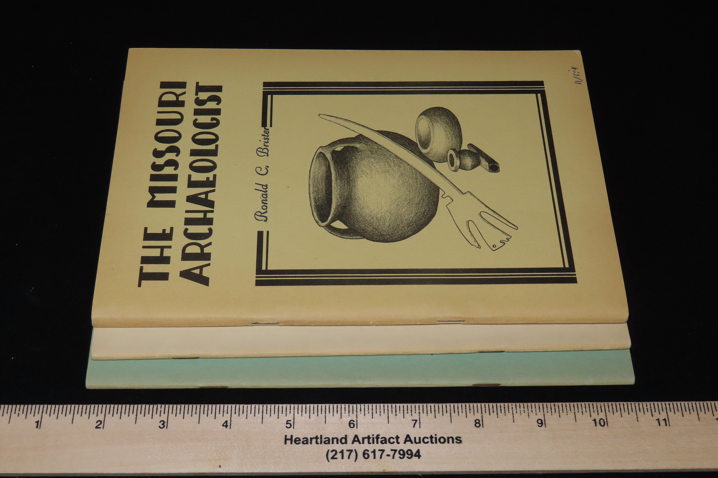 3 Hard to find Early Issues of the Missouri Archaeologist, 1949. Full of Pics & Articles on all kinds of Artifacts & Sites.
