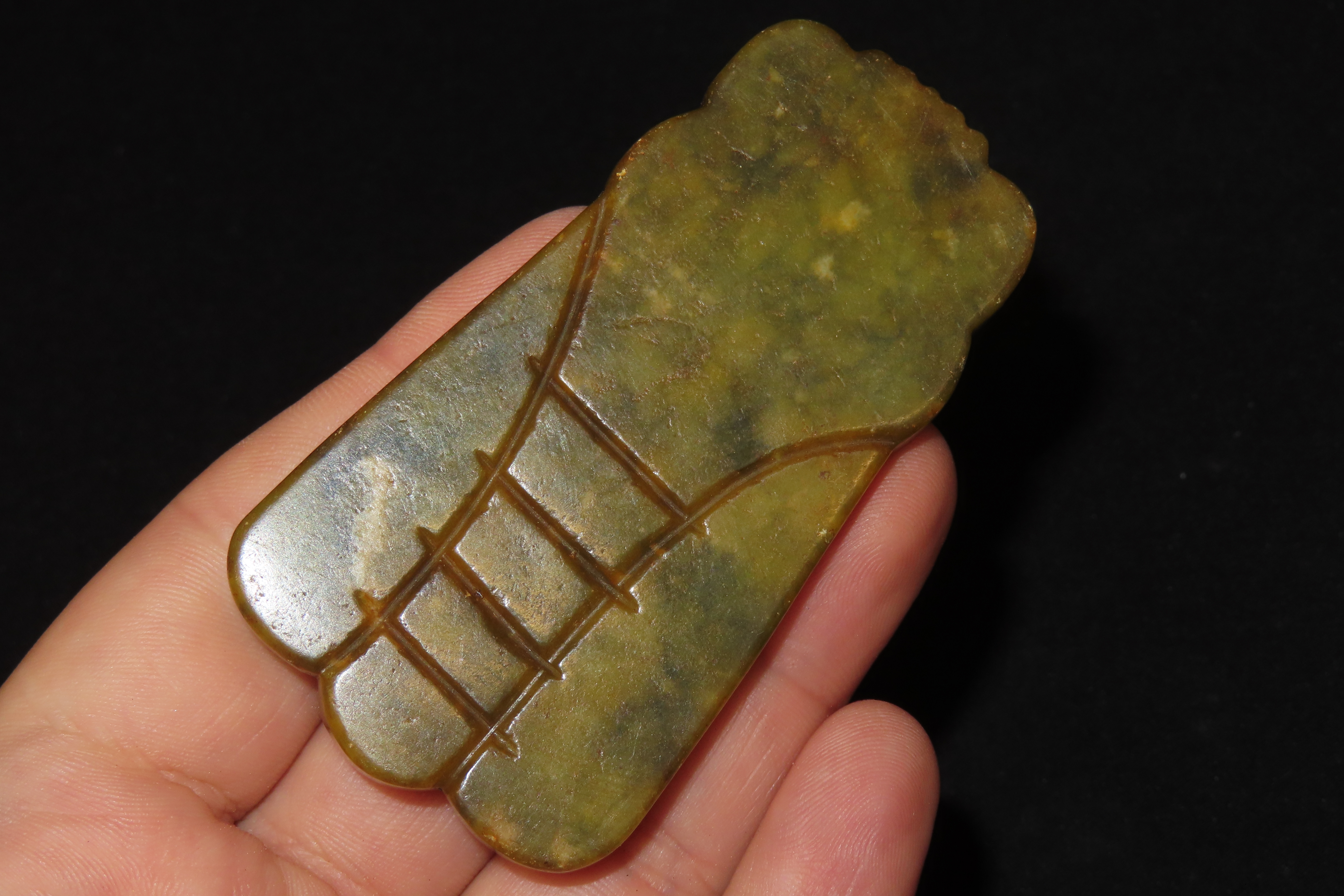 Nice Antique Chinese Hongshan Culture Jade Effigy Pendant, Hand Made Example.