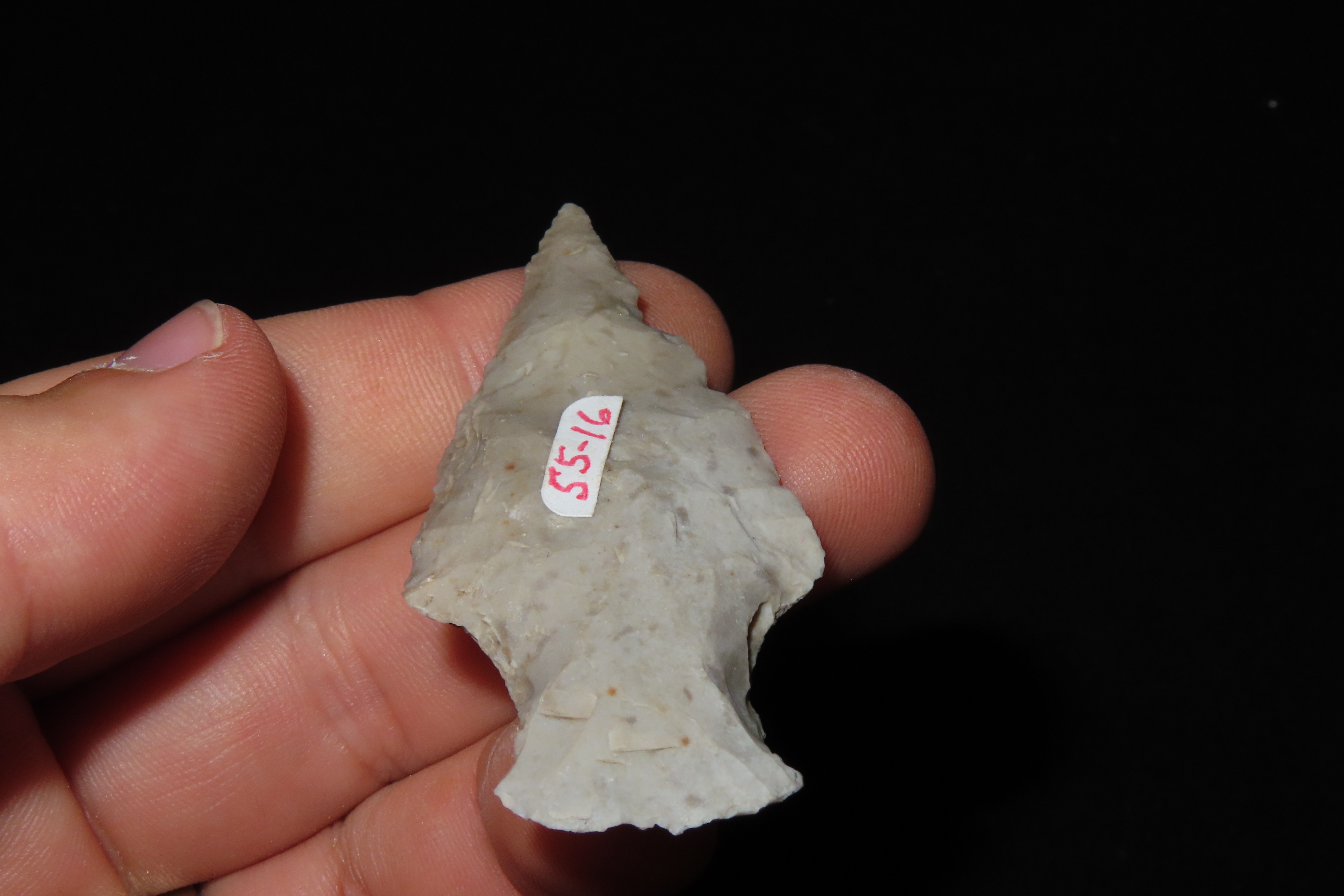 Outstanding 2 5/8" Nolan found in Bell County Texas, Ex Dr. Ted Raurk, Ex Tom Davis. Indian Arrowhead. Artifact.
