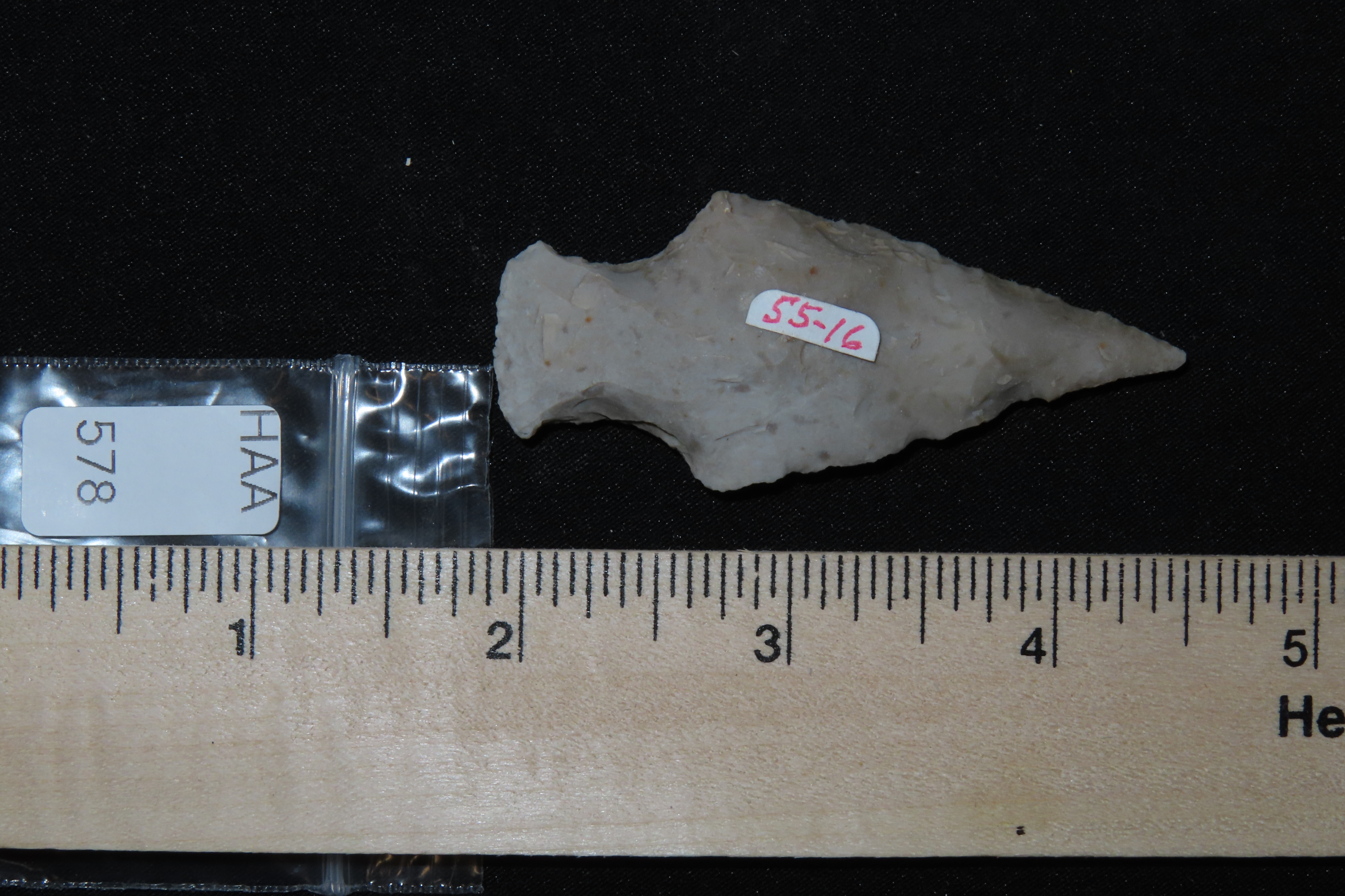 Outstanding 2 5/8" Nolan found in Bell County Texas, Ex Dr. Ted Raurk, Ex Tom Davis. Indian Arrowhead. Artifact.