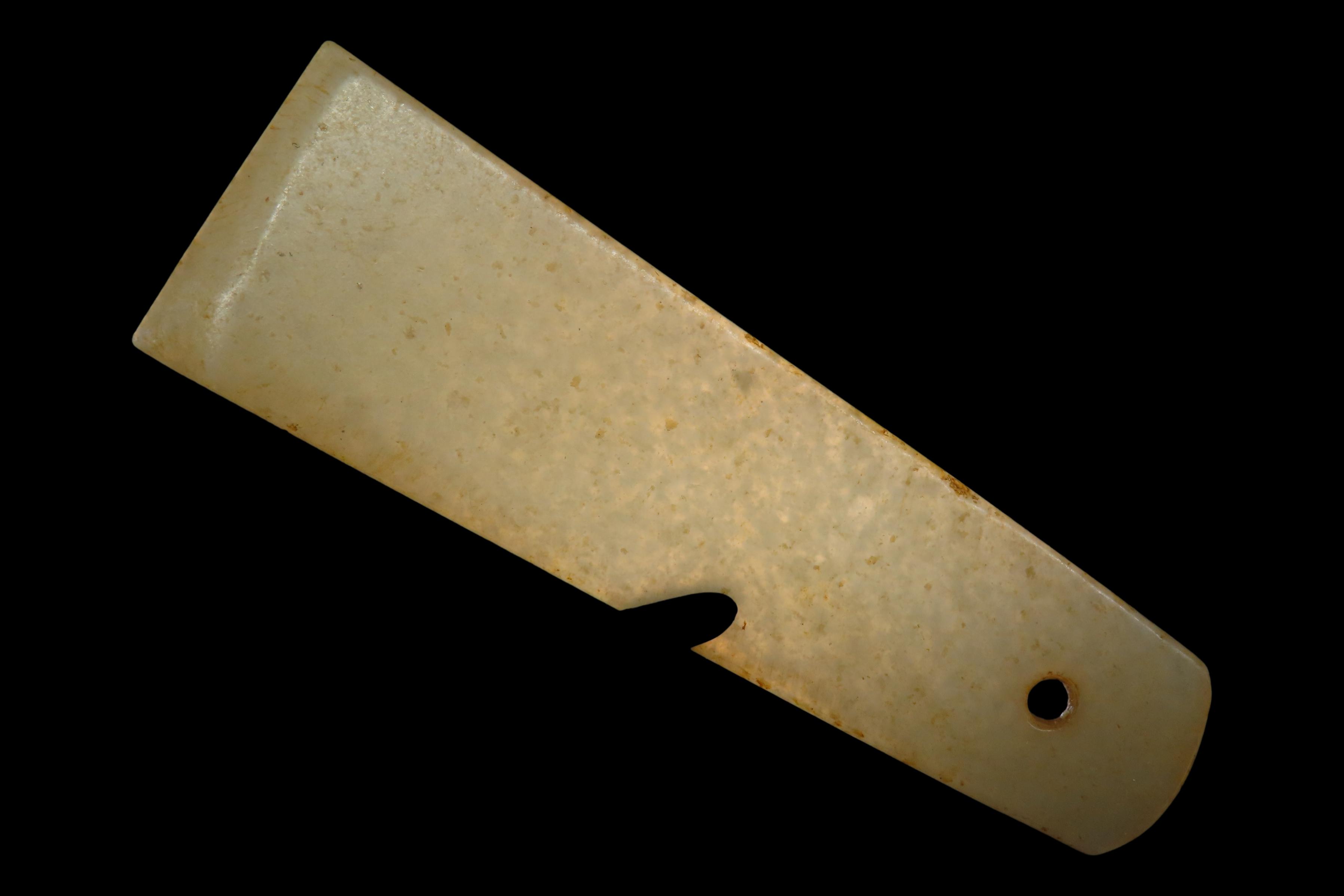 Nice Antique Chinese Hongshan Culture Jade Effigy Pendant, Hand Made Example.