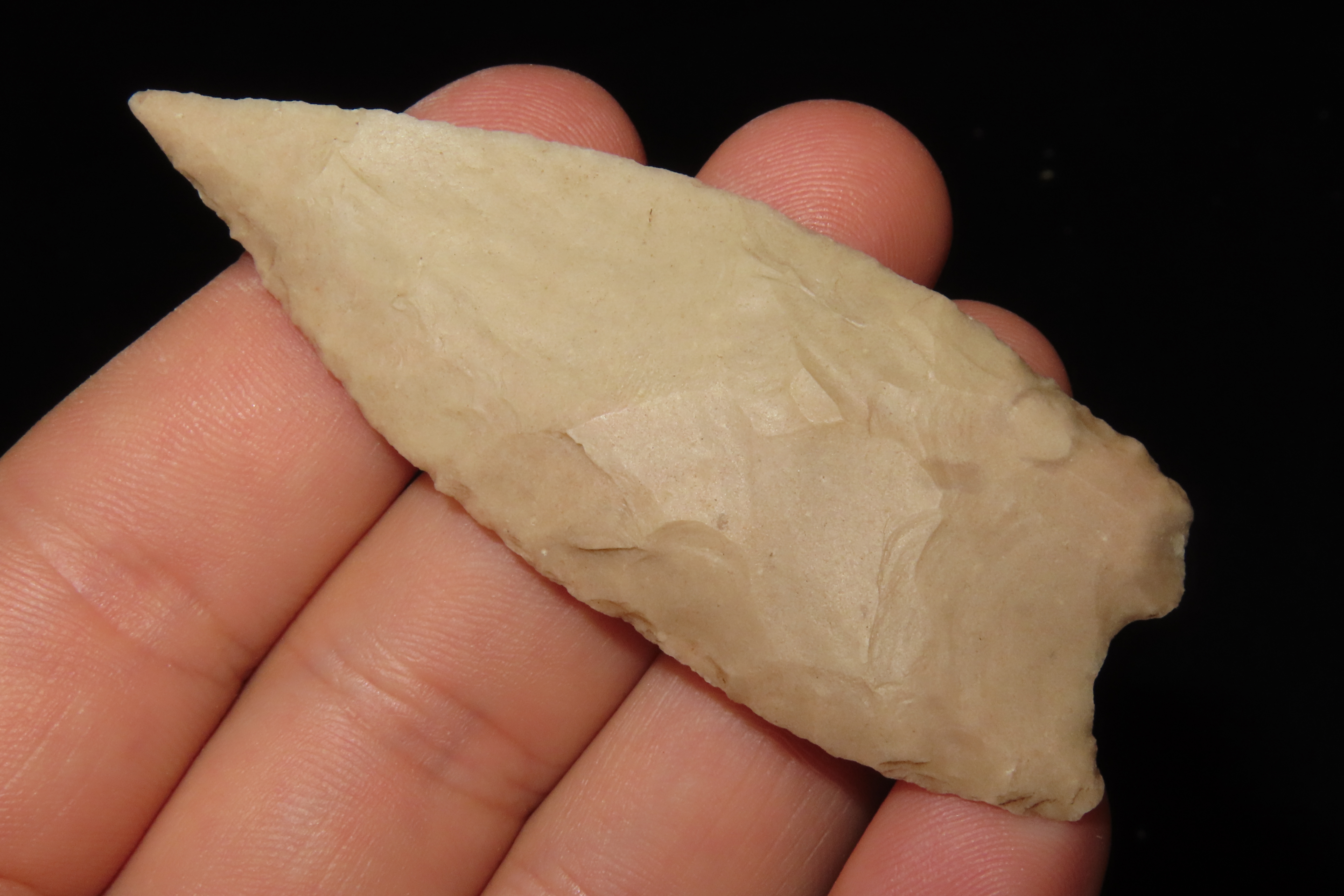 Amazing 3" Texas Plainview found in Bandera County Texas. Ex Dr. Ted Raurk, Ex Tom Davis. Indian Arrowhead. Artifact.