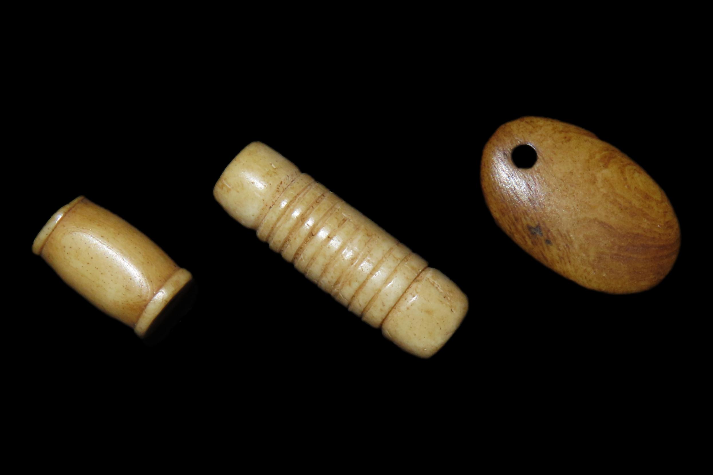 Bone Pendant & Engraved Beads found in South Dakota. Highly Polished Examples, Mandan Culture, Circa 1600-1700's