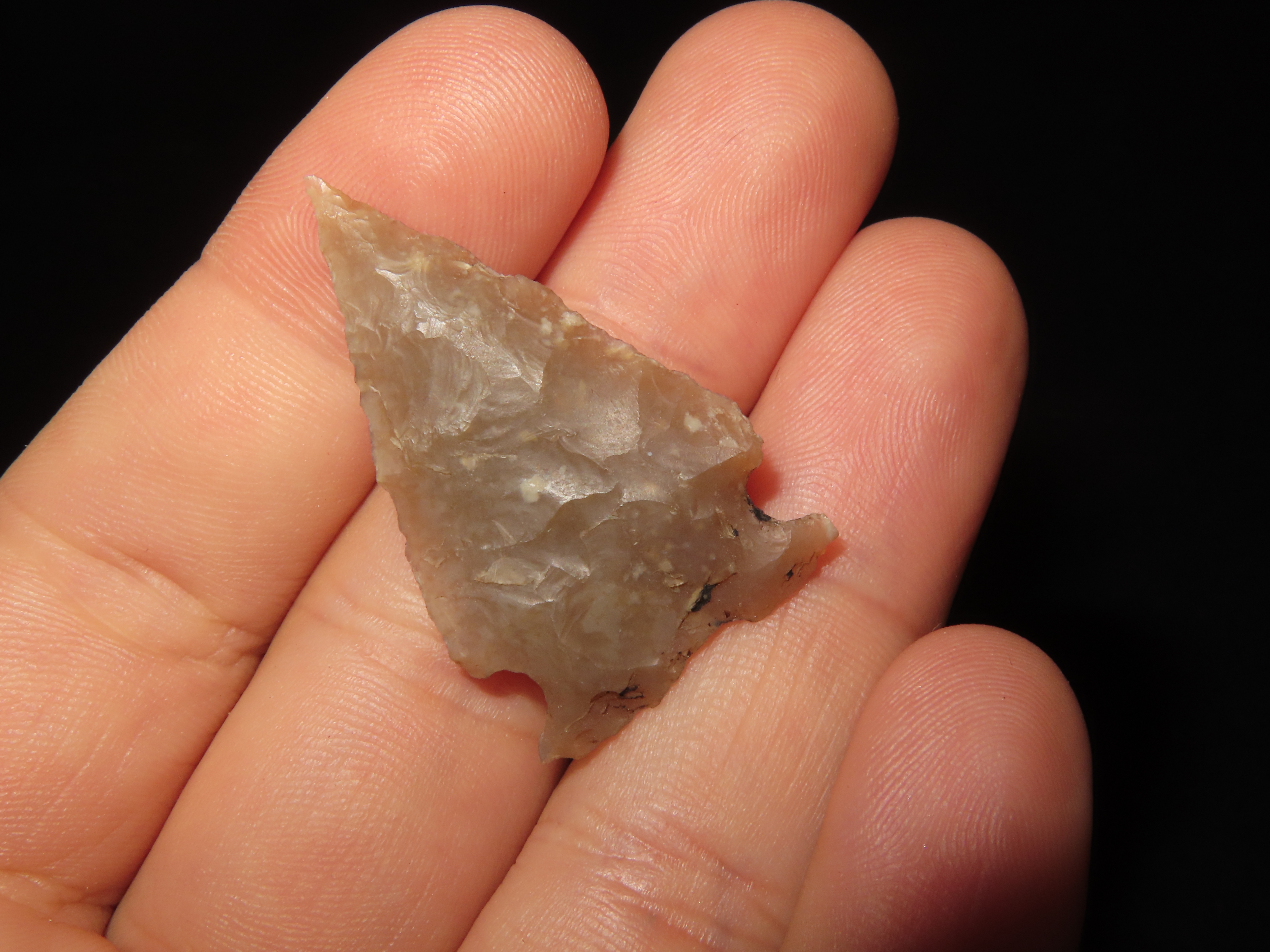 Translucent Texas Ensor with a Needle Tip found in Bandera County TX. Indian Arrowhead, Artifact.