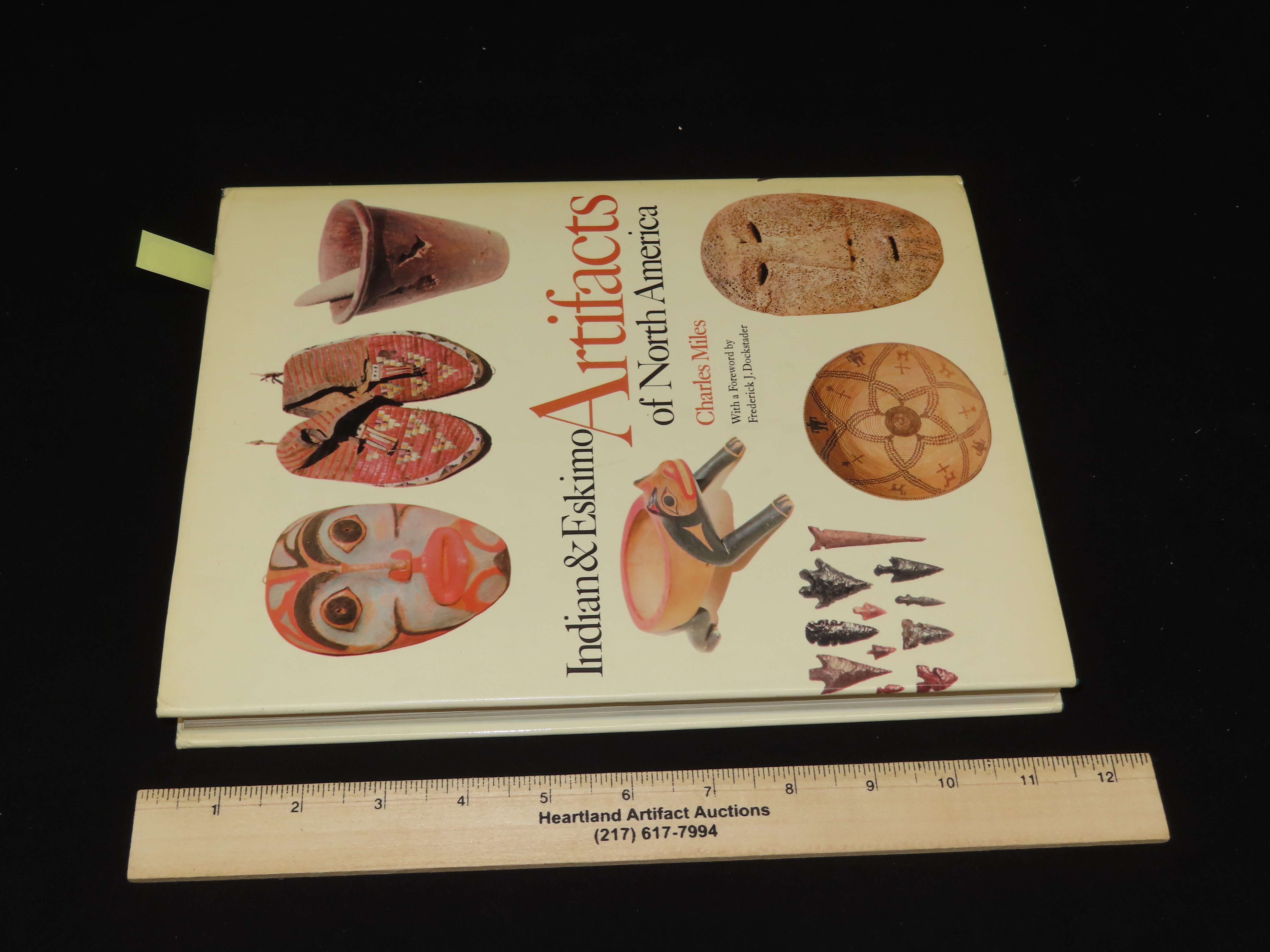 INDIAN & ESKIMO ARTIFACTS OF THE MIDWEST, HARDBACK, 244 PAGES, LOTS OF GREAT RELICS FROM THE US, BANNERSTONES, AXES, PIPES, HISTORIC, ETC