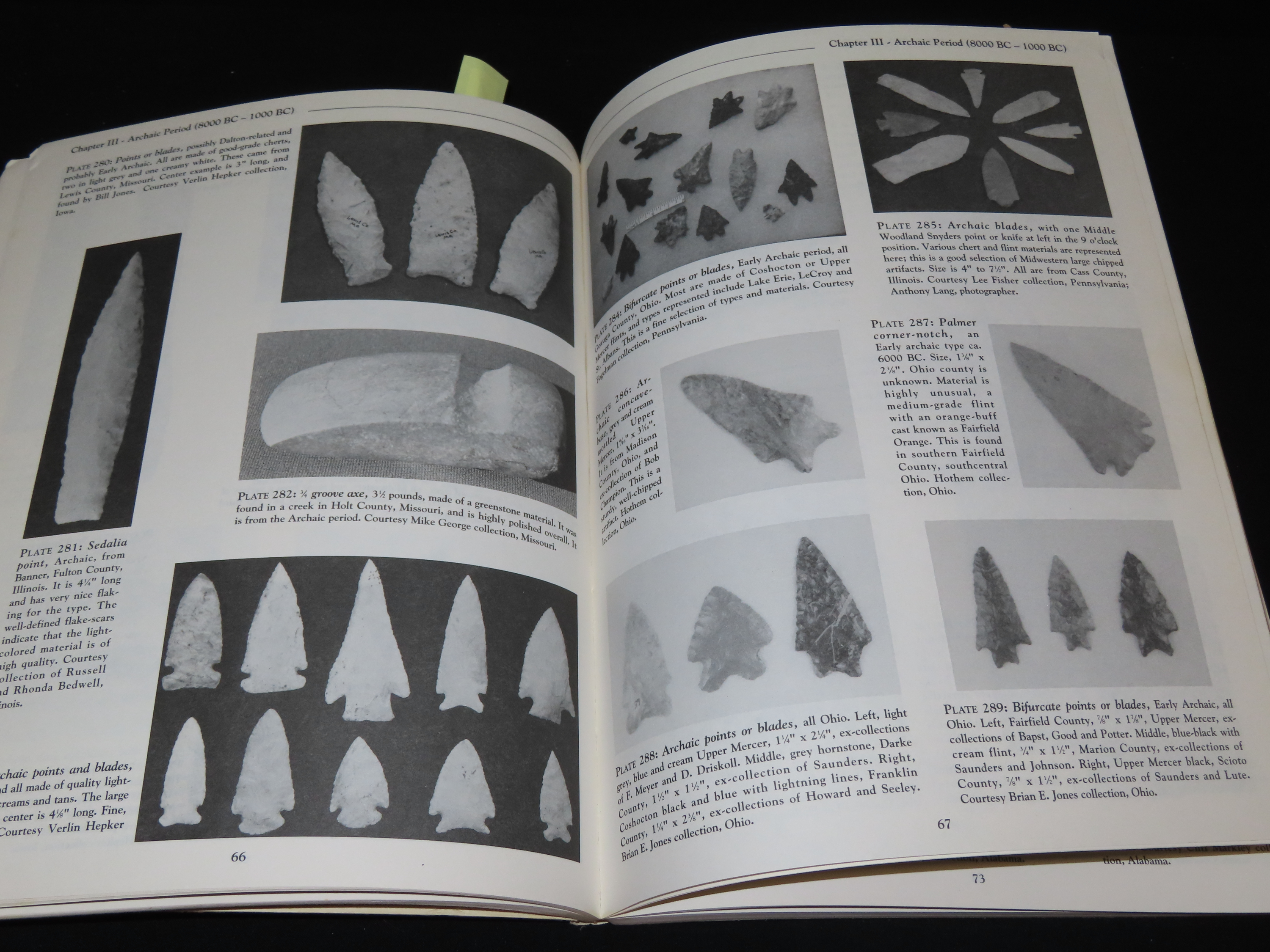 INDIAN ARTIFACTS OF THE MIDWEST VOLUME 1, LOTS OF GREAT PICS, INFO, & VALUES ON EVERYTHING FROM FOLSOM TO HARDINS, BIRDSTONES TO DISCOIDALS