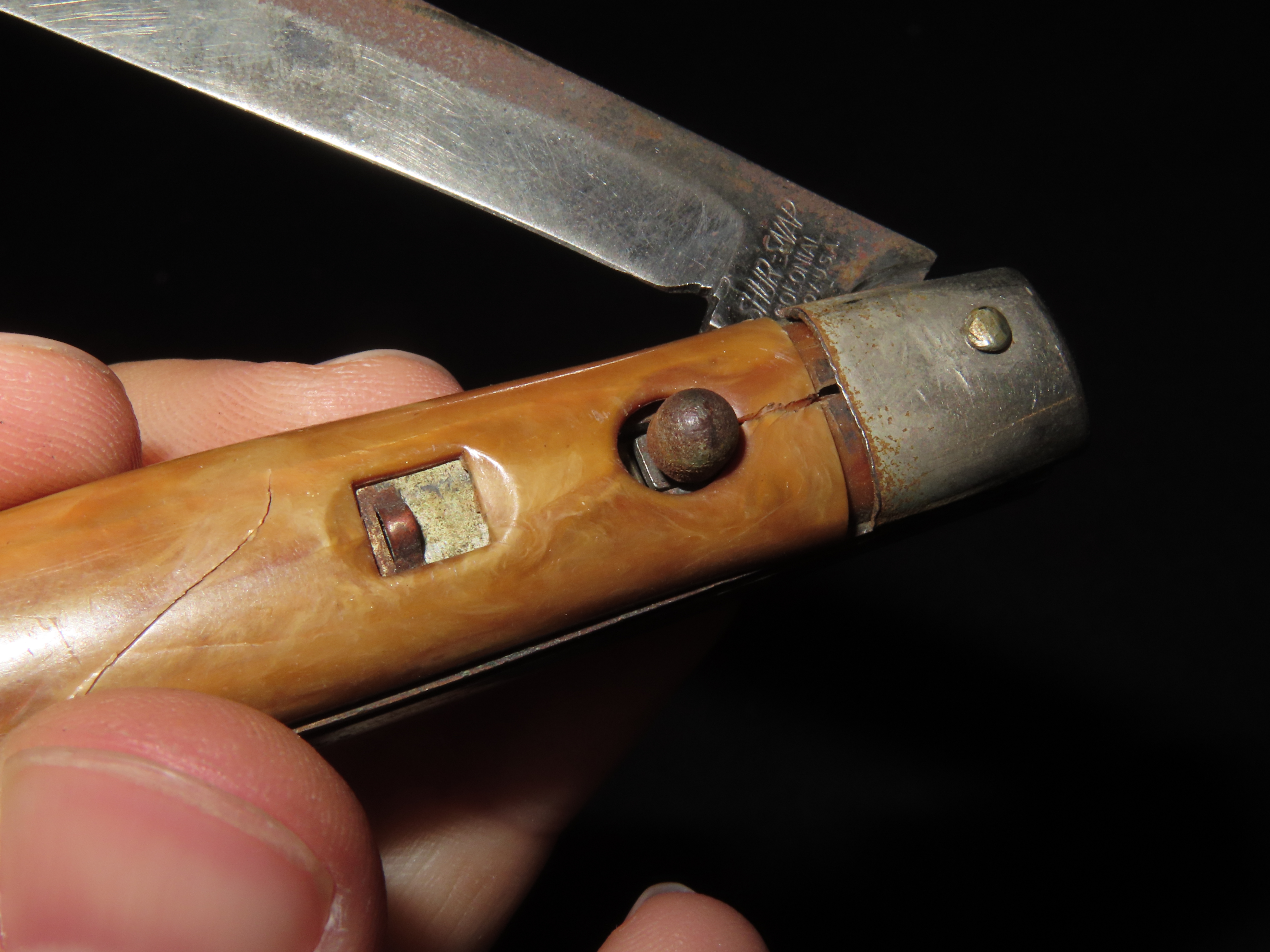 Vintage Pocket Knife, Stilleto, Shur Snap, Colonial Brand. USA made.