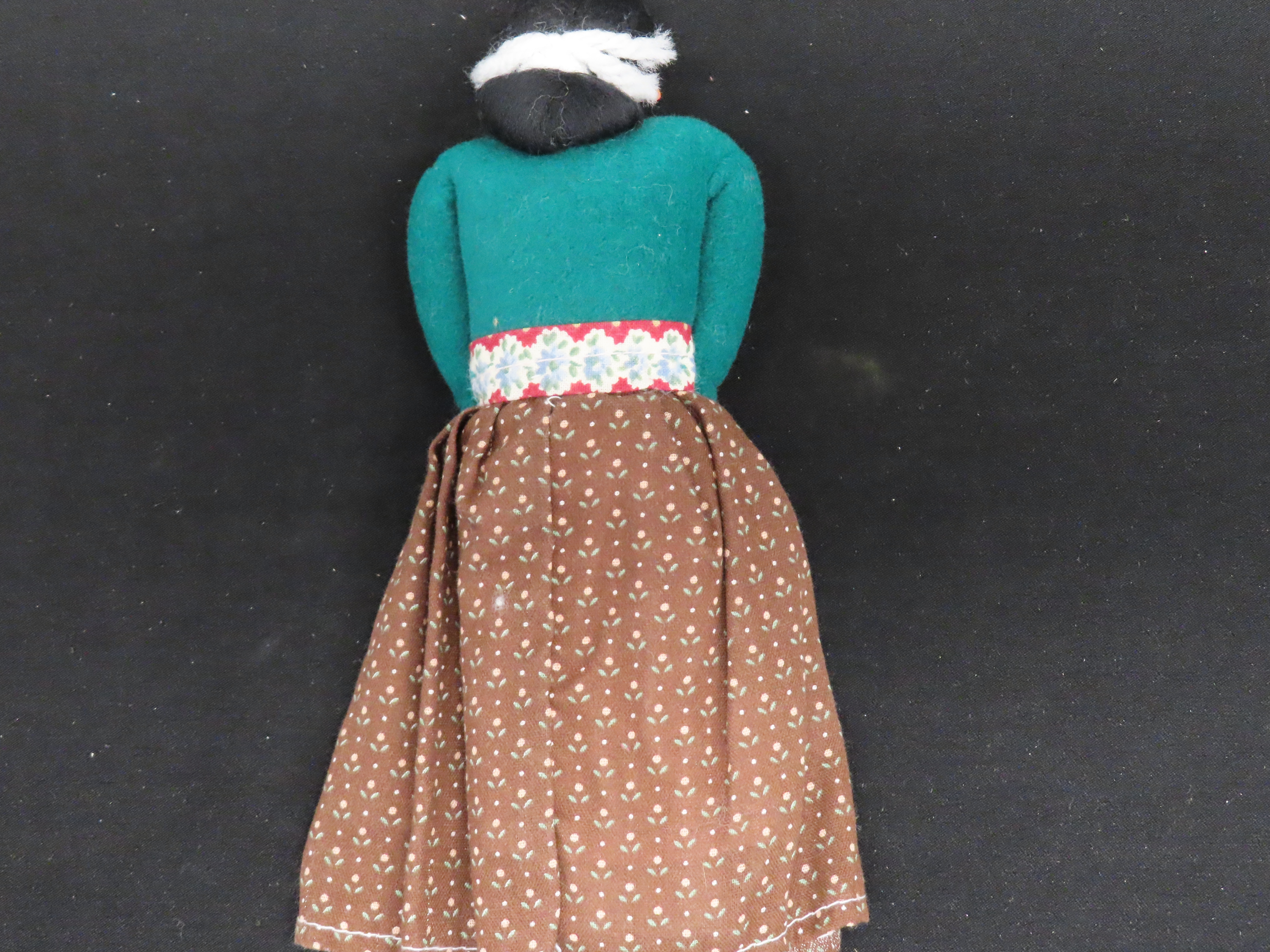 8" Native American Sioux Plains Indian Beaded Doll, Circa 1920's