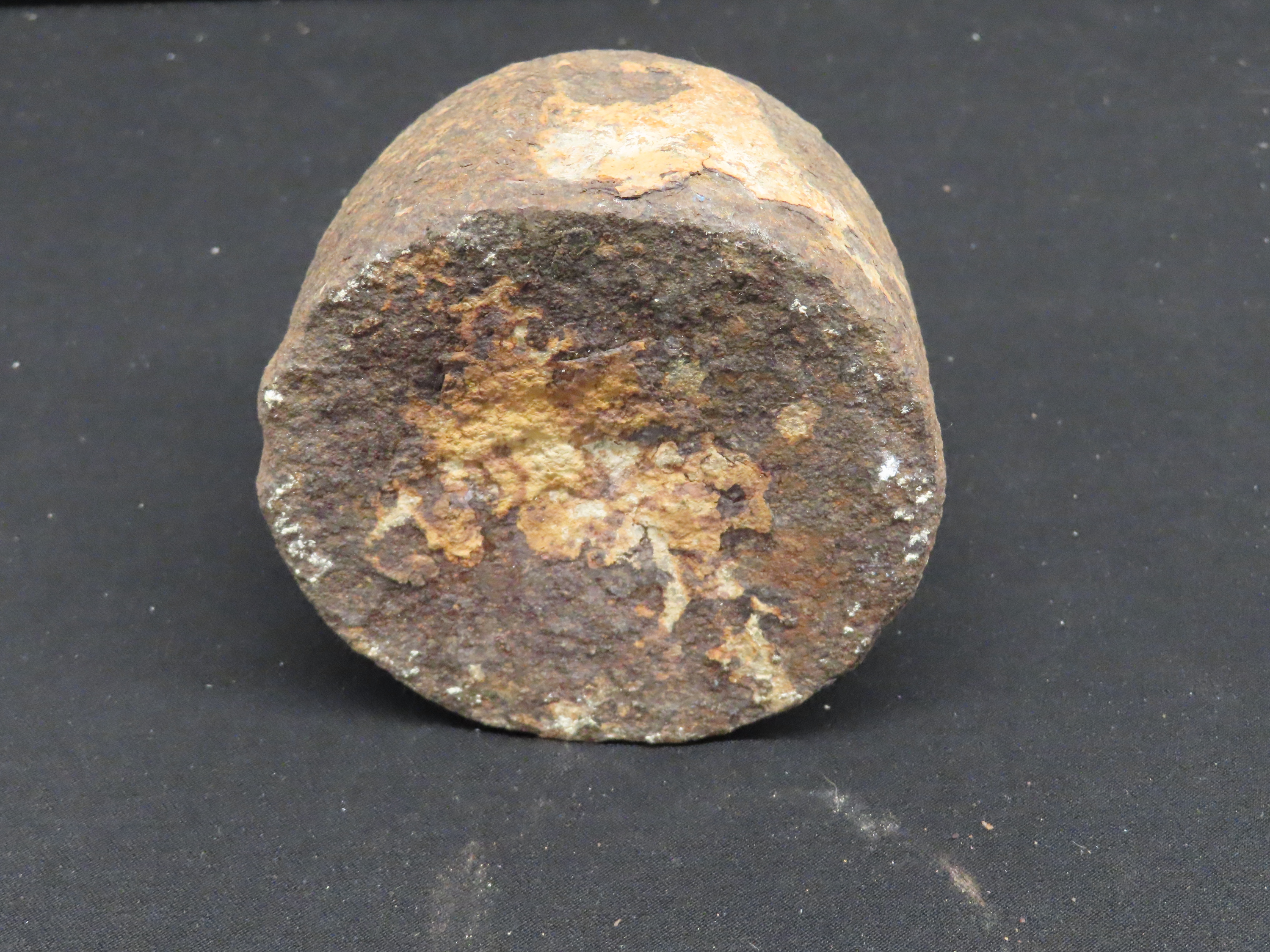 1890's-1910 Artillery Shell / Bullet found in Wayne County Tennessee. Solid & very heavy. Weighs 6 1/2 Pounds! Great piece of Us History for