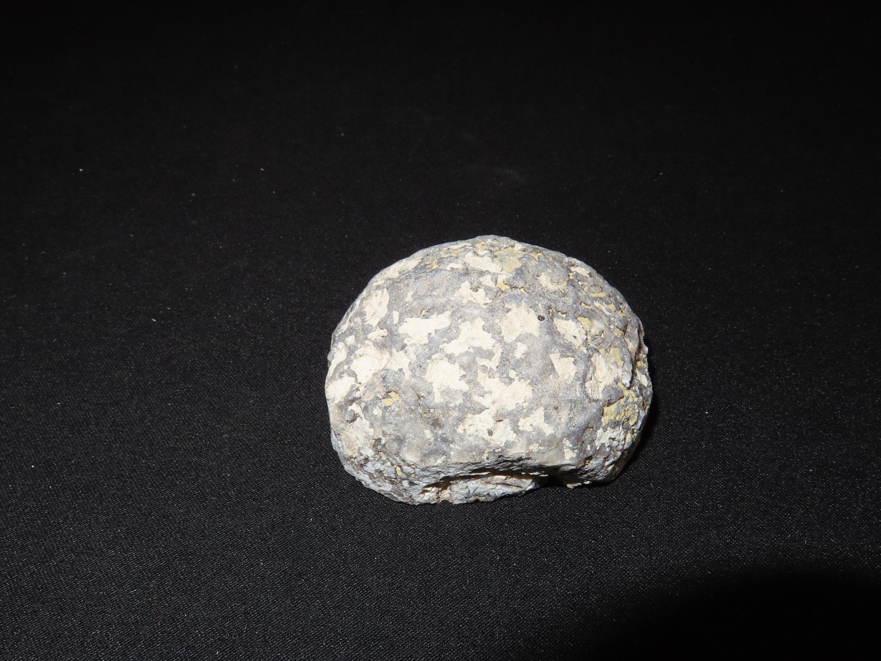 Beautiful Quartz Crystal Geode Cave, Cut and Polished Geode.