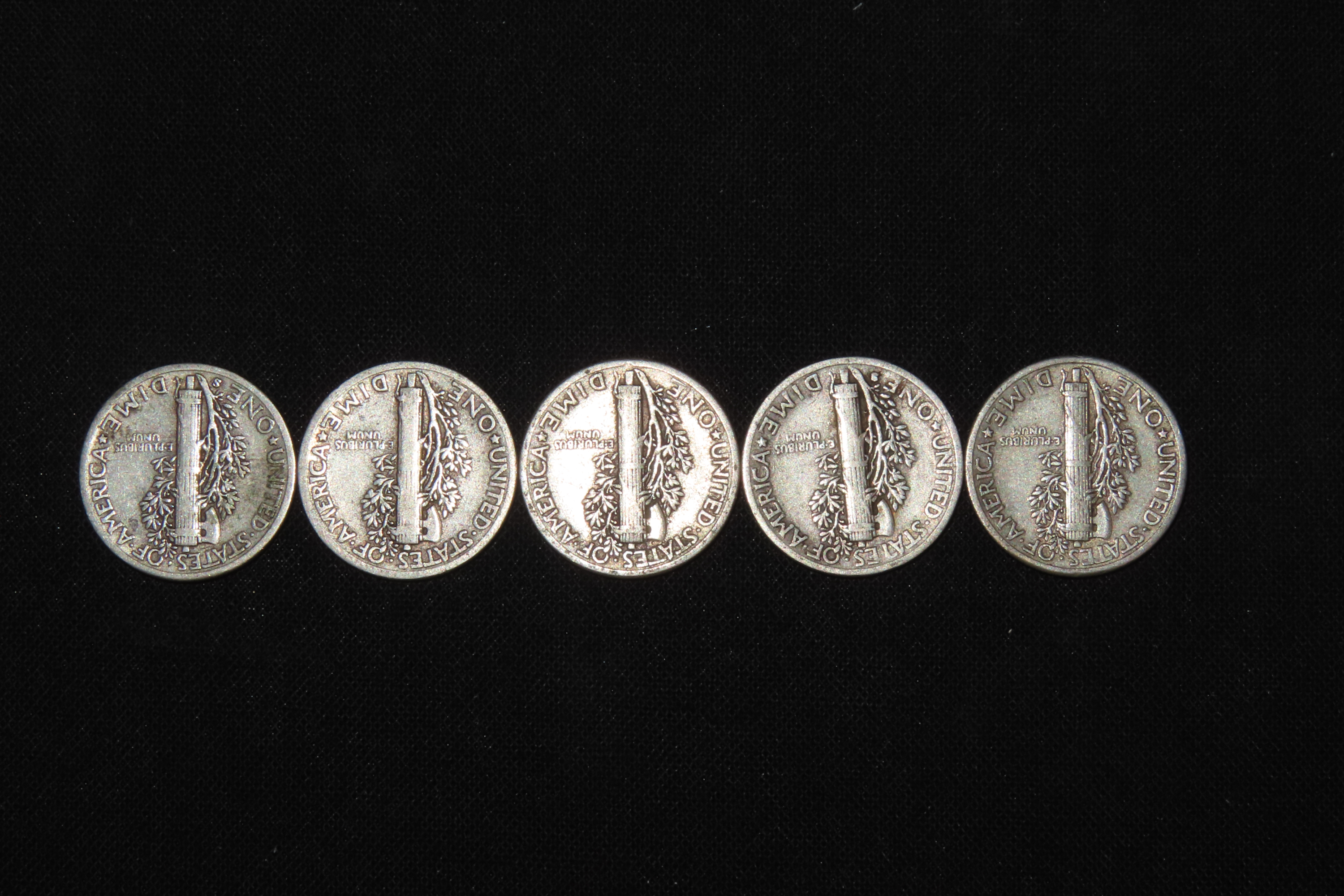 Lot of 5 All Different Date Mercury Silver Dimes from the 30's and 40's. Great Original Condition!