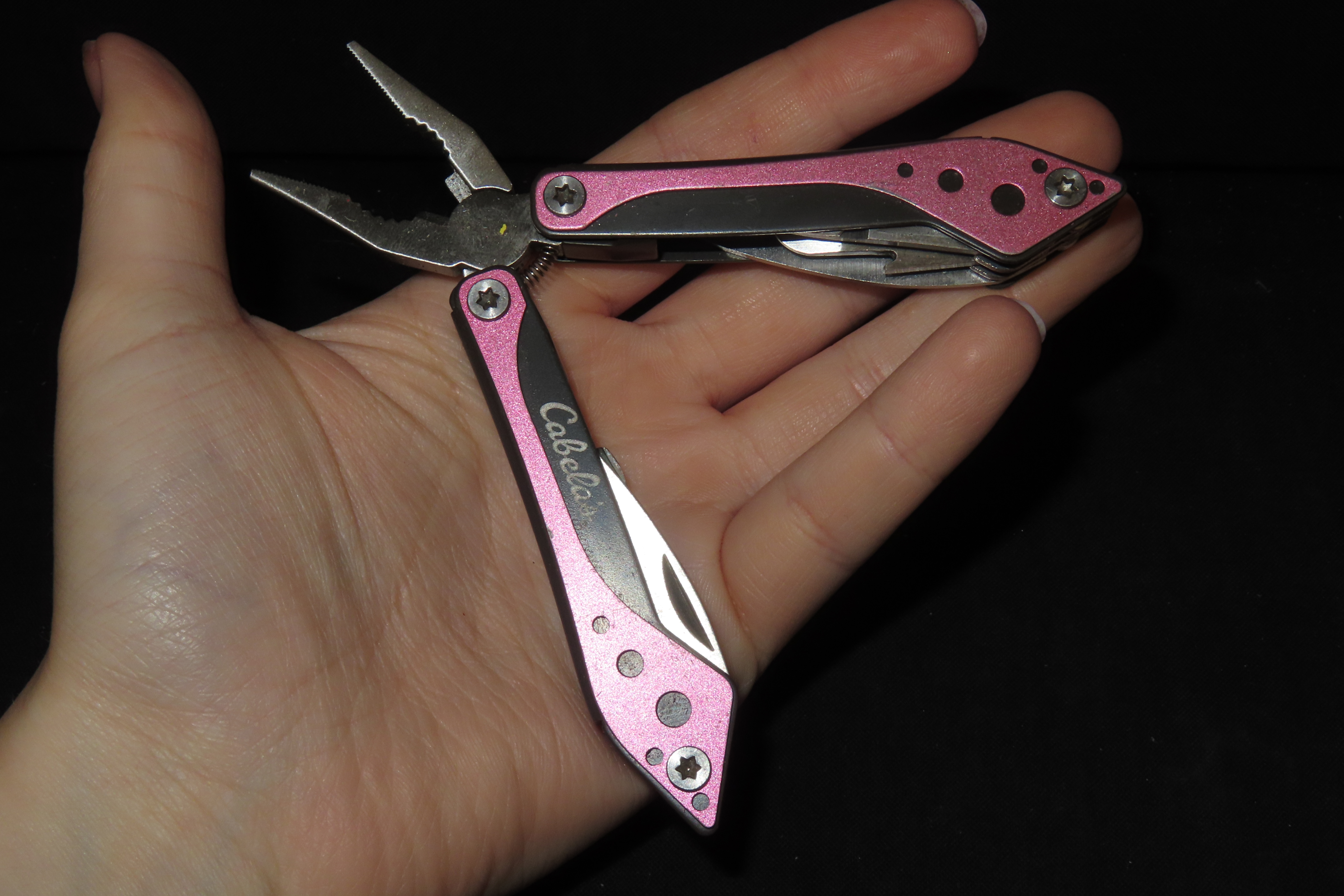 Lot of 5 New Cabela's Brand Pocket Knife Multi Tools, Pliars, Knife, Flat & Phillips Screwdriver, Scissors, Can Opener, Saw. New & Unused. O