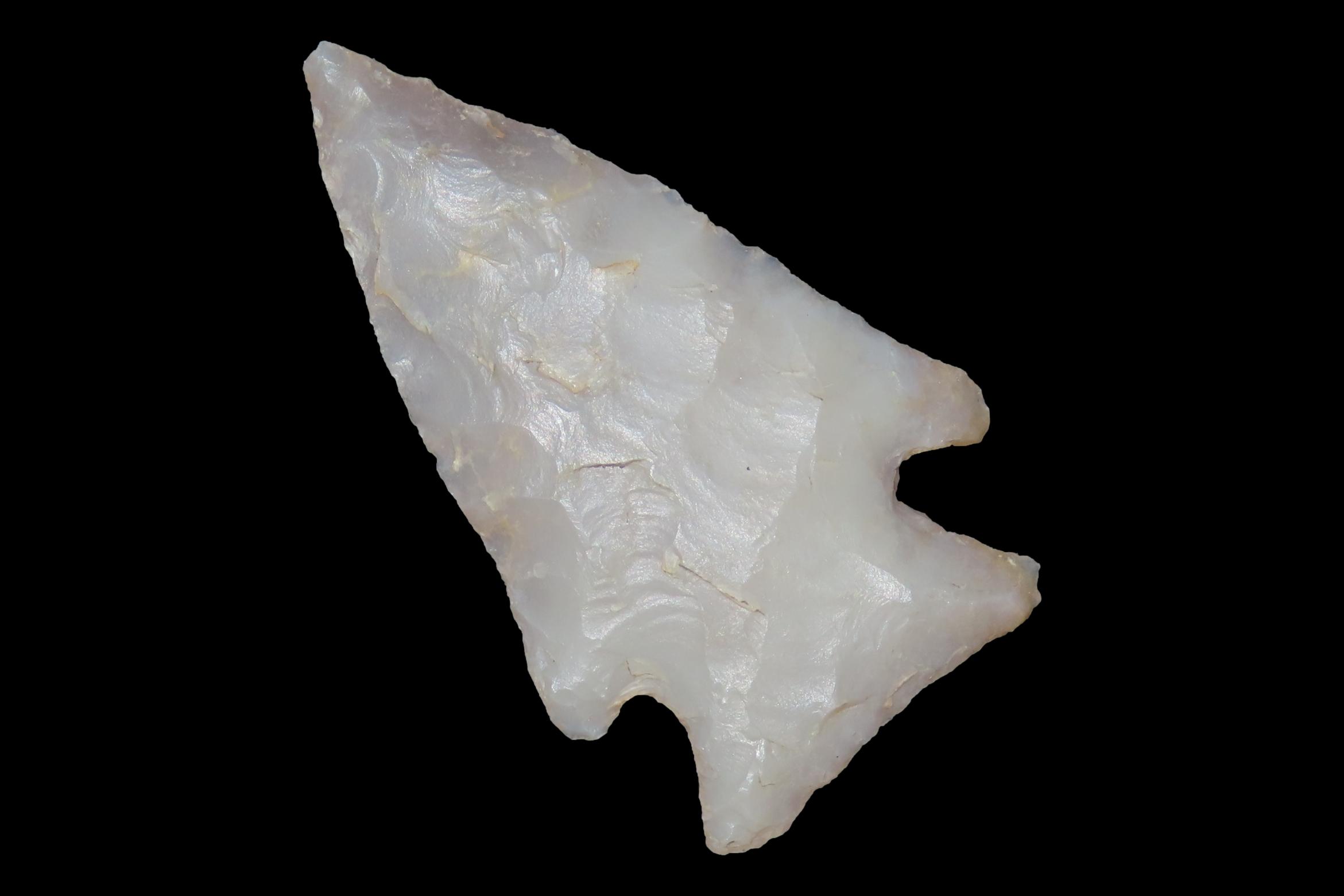1 3/4" Corner Notch, Chalcedony Agate, North Dakota