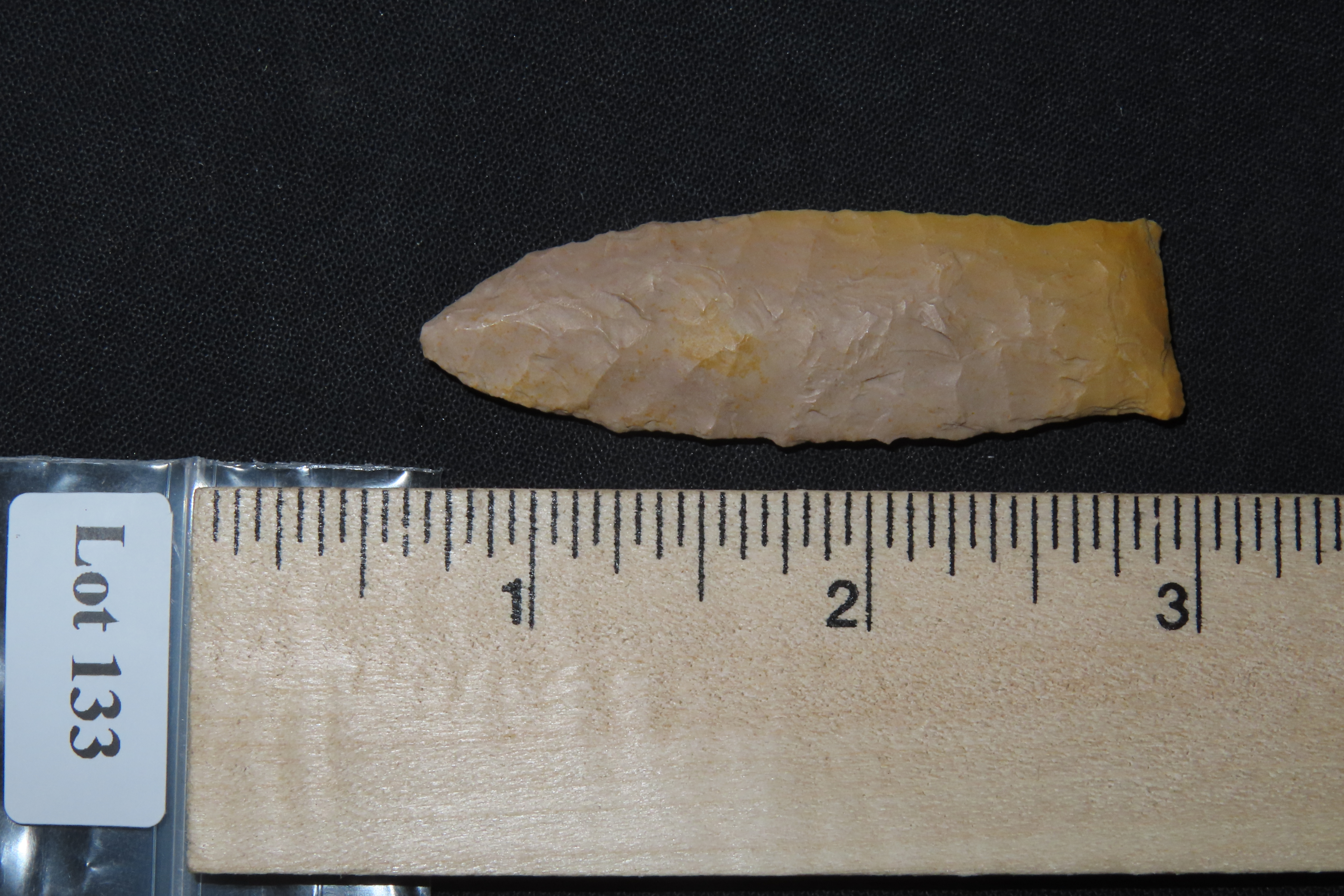 2 5/16" Eden, Cream-Colored Chert, Dawson Co., Montana
