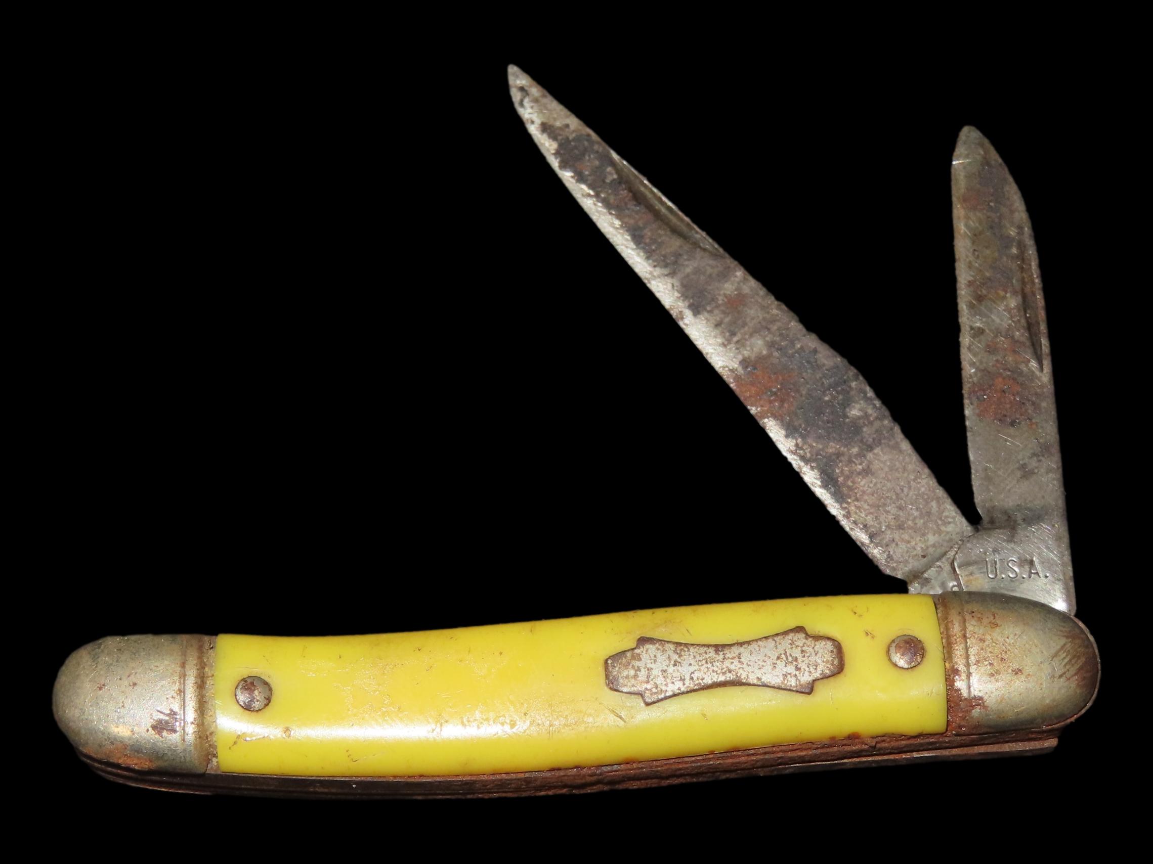 Vintage Colonial Dual-Blade Pocket Knife, Made in USA