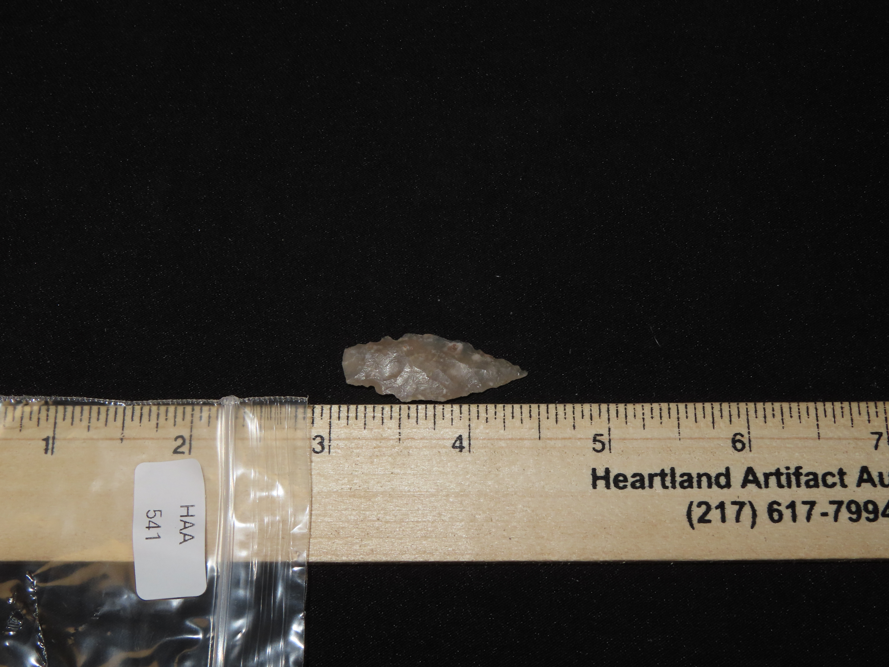 Double-Notch Bird Point / Arrowhead, Translucent Agate, New Mexico