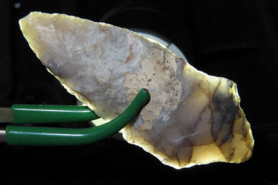 2 1/2" Spider Novaculite Gary, found in S.E. Missouri / N.E. Arkansas.