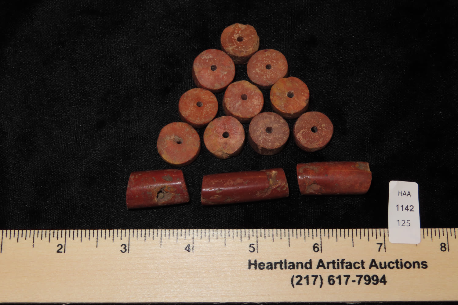Lot 125 LOT OF PIPESTONE / CATLINITE BEADS FROM NORTH DAKOTA