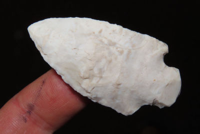 2" arrowhead Collection of Roger Doetman, Effingham, Illinois