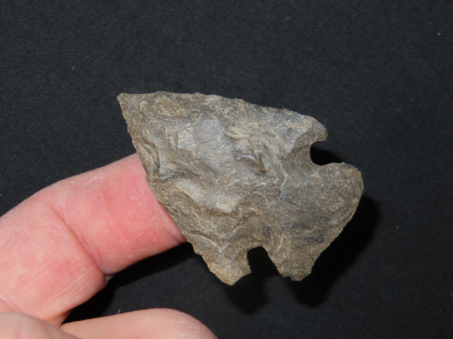 Lot 150 2" Thebes Arrowhead Ex. Tim Breakbill Collection; Keokuk