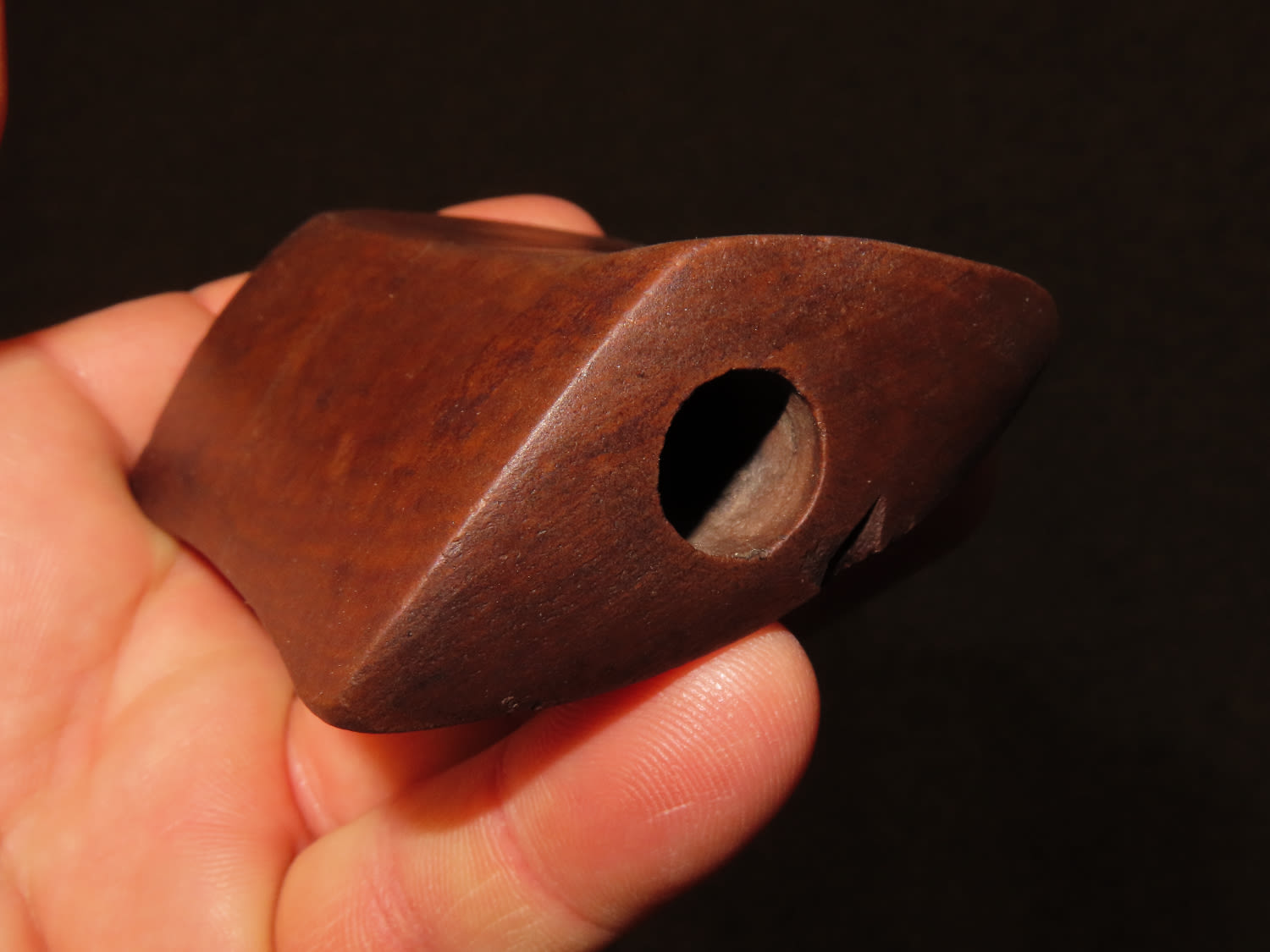 Lot 140A 3 1/16" SaddleFace Bannerstone, Steiner & Dickey COA, made