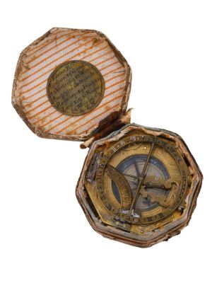 A GERMAN COMBINATION COMPASS WITH SUNDIAL, 18TH C. An 18th century German combination compass