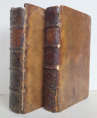 1572 PLUTARCH PARALLEL LIVES 2 VOLUMES PLUTARCHI CHAERONENSIS PARALLELA ANTIQUE. [Estienne 