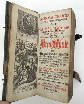 1722 SCHOLA CRUCIS TESSERA CHRISTIANORUM ANTIQUE GERMAN OLDEST SCHOOL. Schola crucis tessera 