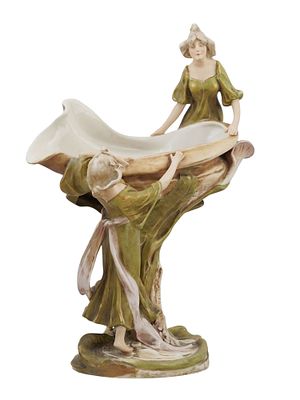 AN ART NOUVEAU PORCELAIN CENTERPIECE MADE BY ROYAL DUX BOHEMIA CIRCA 1890. A fine example of Art