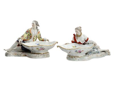 A PAIR OF MEISSEN PORCELAIN FIGURAL SWEET MEAT DISHES, 19TH C. Antique Meissen porcelain dishes