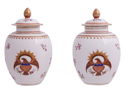 A PAIR OF CHINESE EXPORT LIDDED PORCELAIN VASES FOR THE U.S. MARKET, CA. 1900. A pair of Chinese