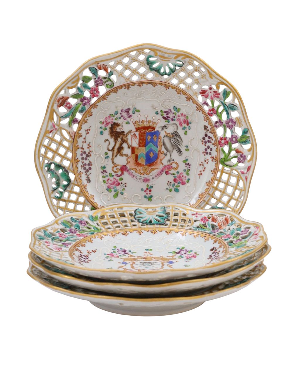 A SET OF FOUR SAMSON PORCELAIN ARMORIAL PLATES, 19TH/20TH CENTURY. A set of 4 porcelain plates 